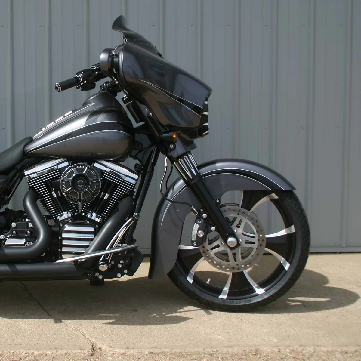Benchmark Front Fender Fit Kit for H-D® 2014-2026 Street Glide, Road Glide and Road King - Image 5