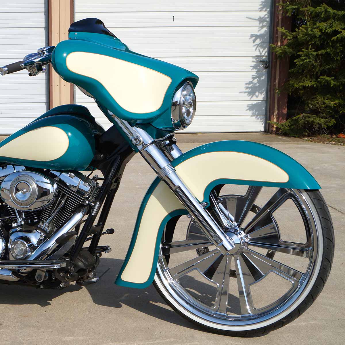 Big Wheel Front Fender for H-D® 1983-2013 Street Glide, Road Glide and Road King - Image 3