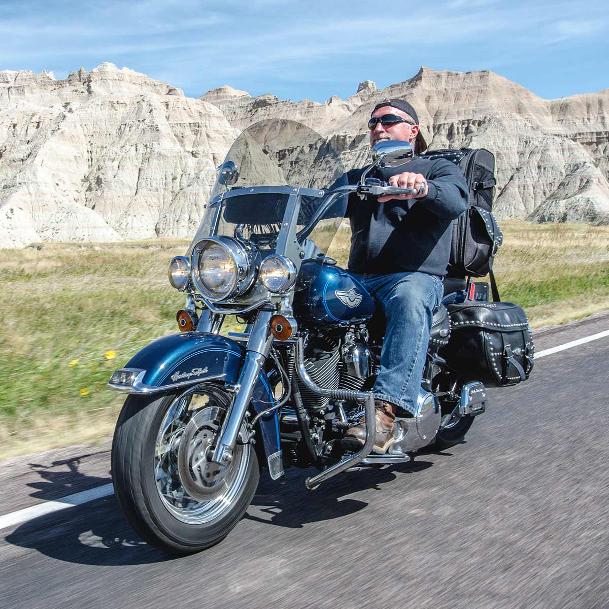 Billboard Flare® Windshield for Harley-Davidson® - Image 31