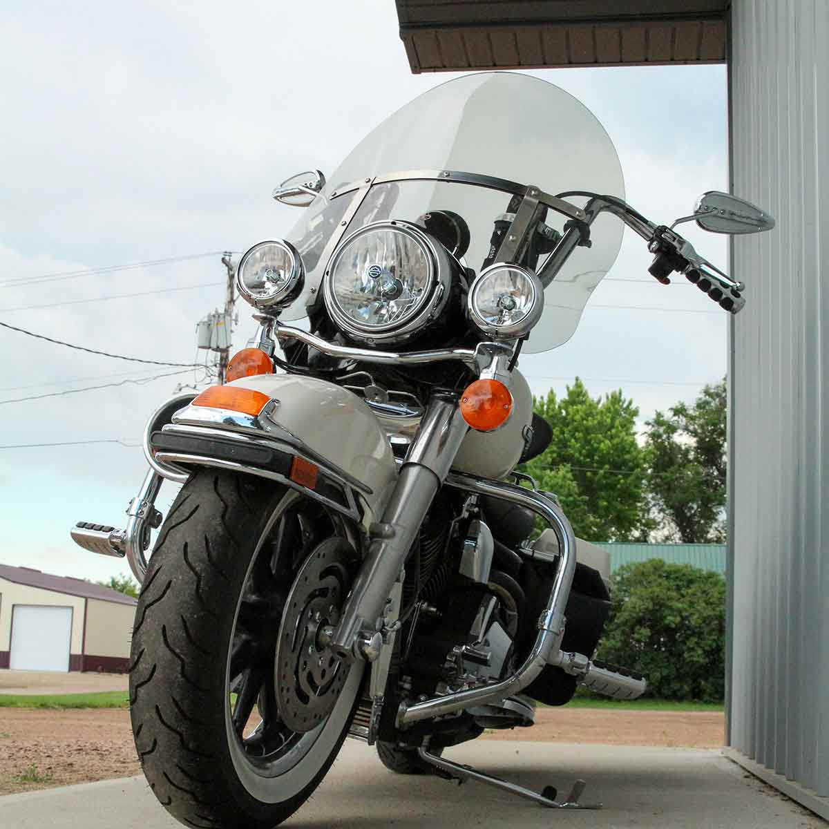 Billboard Flare® Windshield for Harley-Davidson® - Image 34