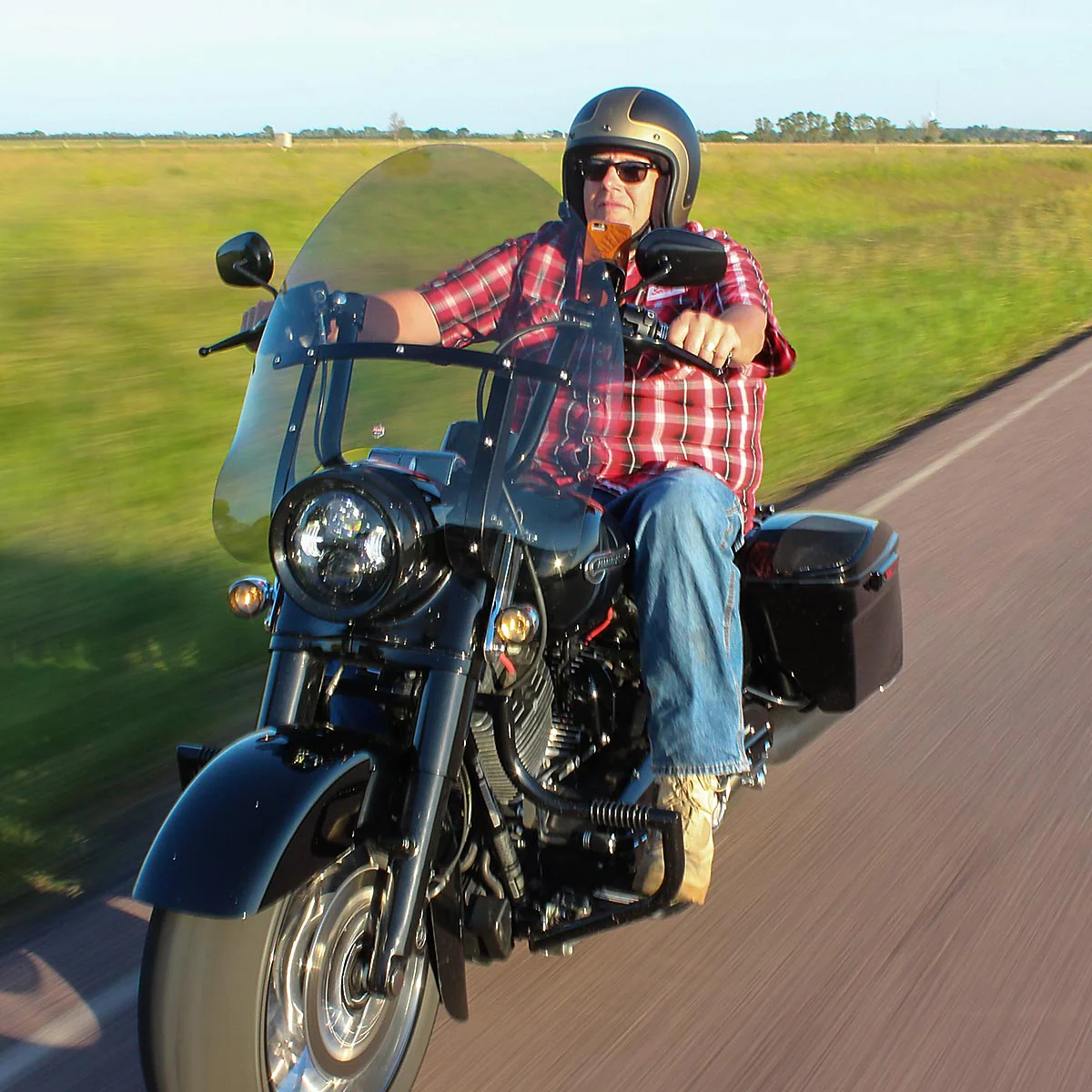 Billboard Flare® Windshield for Harley-Davidson® - Image 41