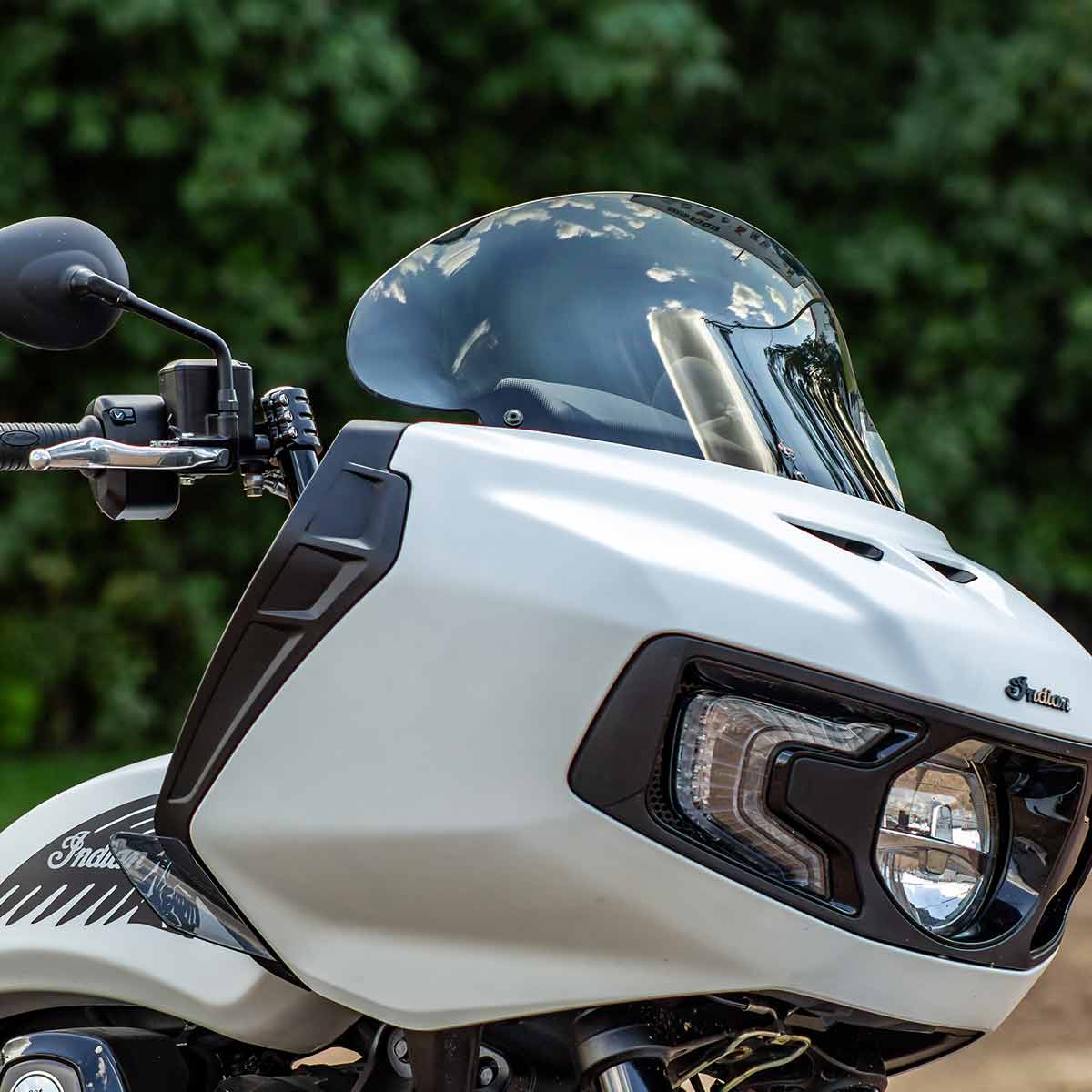 FlareĀ® Windshield for IndianĀ® 2020-2026 Challenger and Pursuit - Image 7