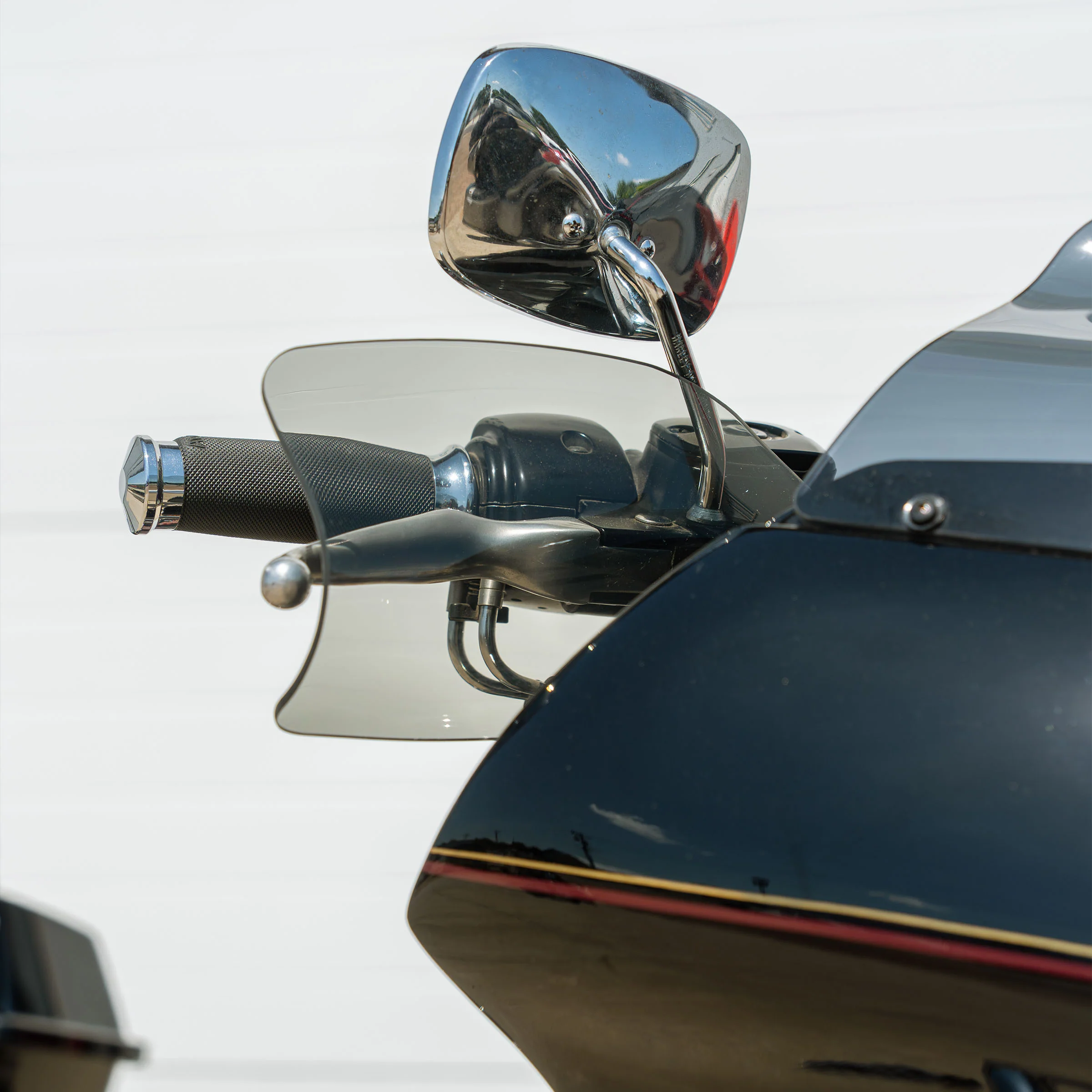 Flare® Hand Guards for Harley-Davidson® Motorcycles - Image 9