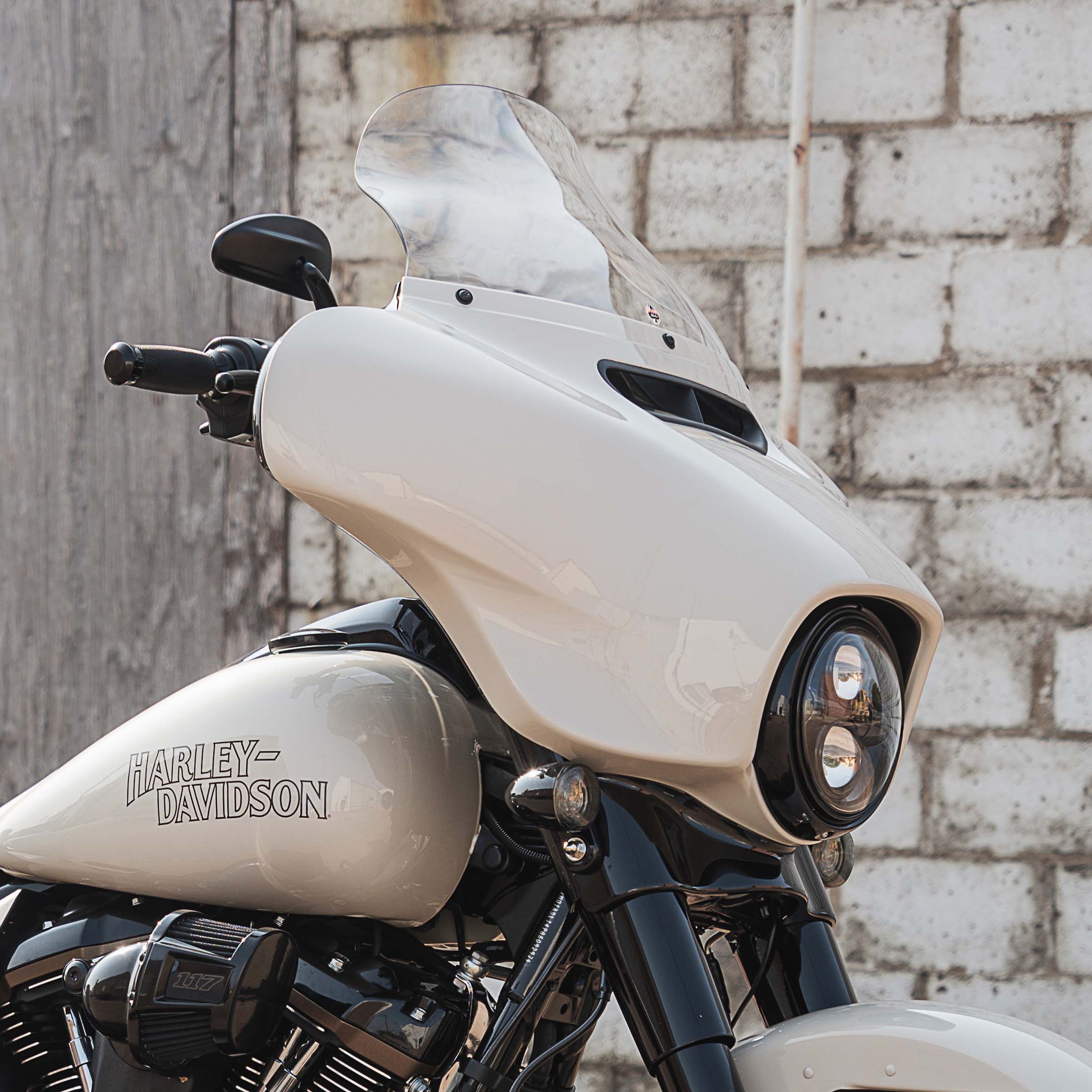 Flare® Windshield for Harley-Davidson® 2014-2025 Street Glide (FLHT, FLHX) - Image 18