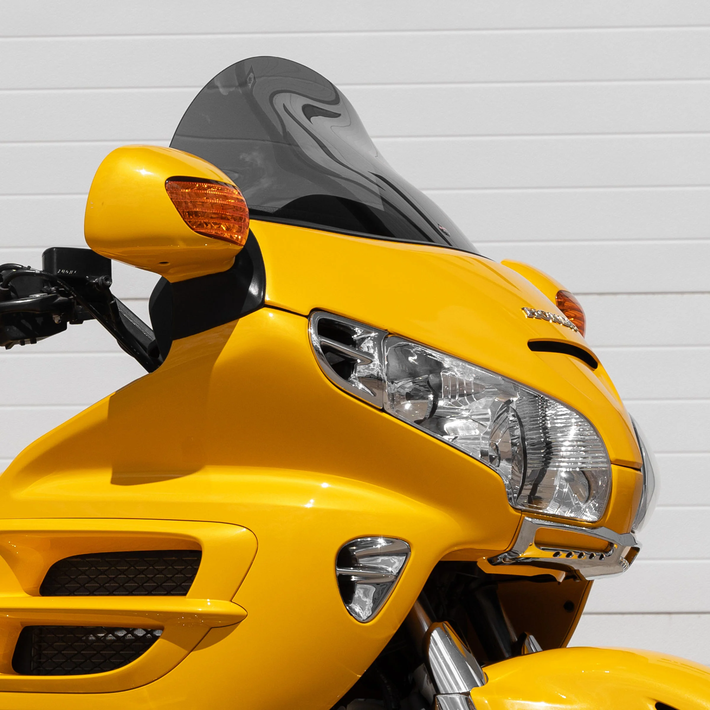 Flare® Windshield for Honda® 2001-2017 Gold Wing - Image 4