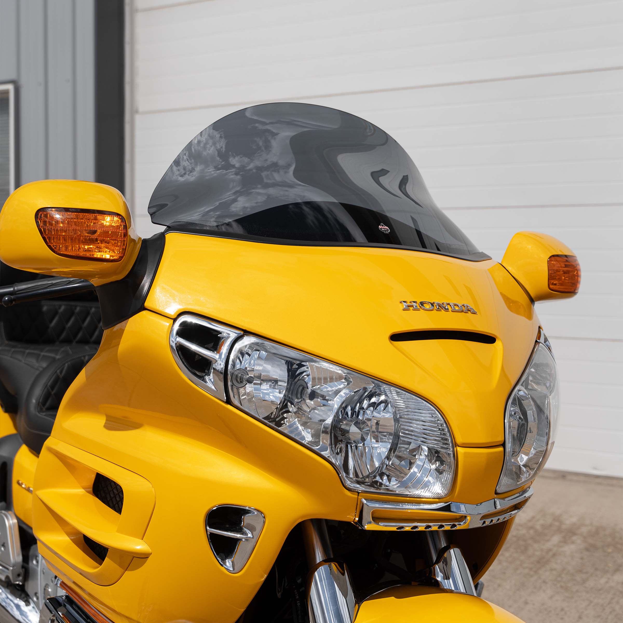 Flare® Windshield for Honda® 2001-2017 Gold Wing - Image 5