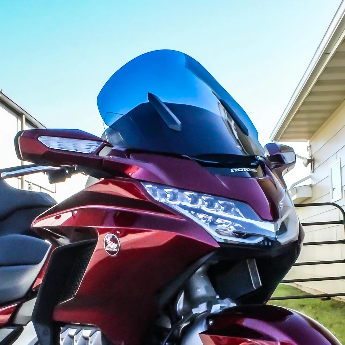 FlareĀ® Windshield for HondaĀ® 2018-2025 Gold Wing - Image 10