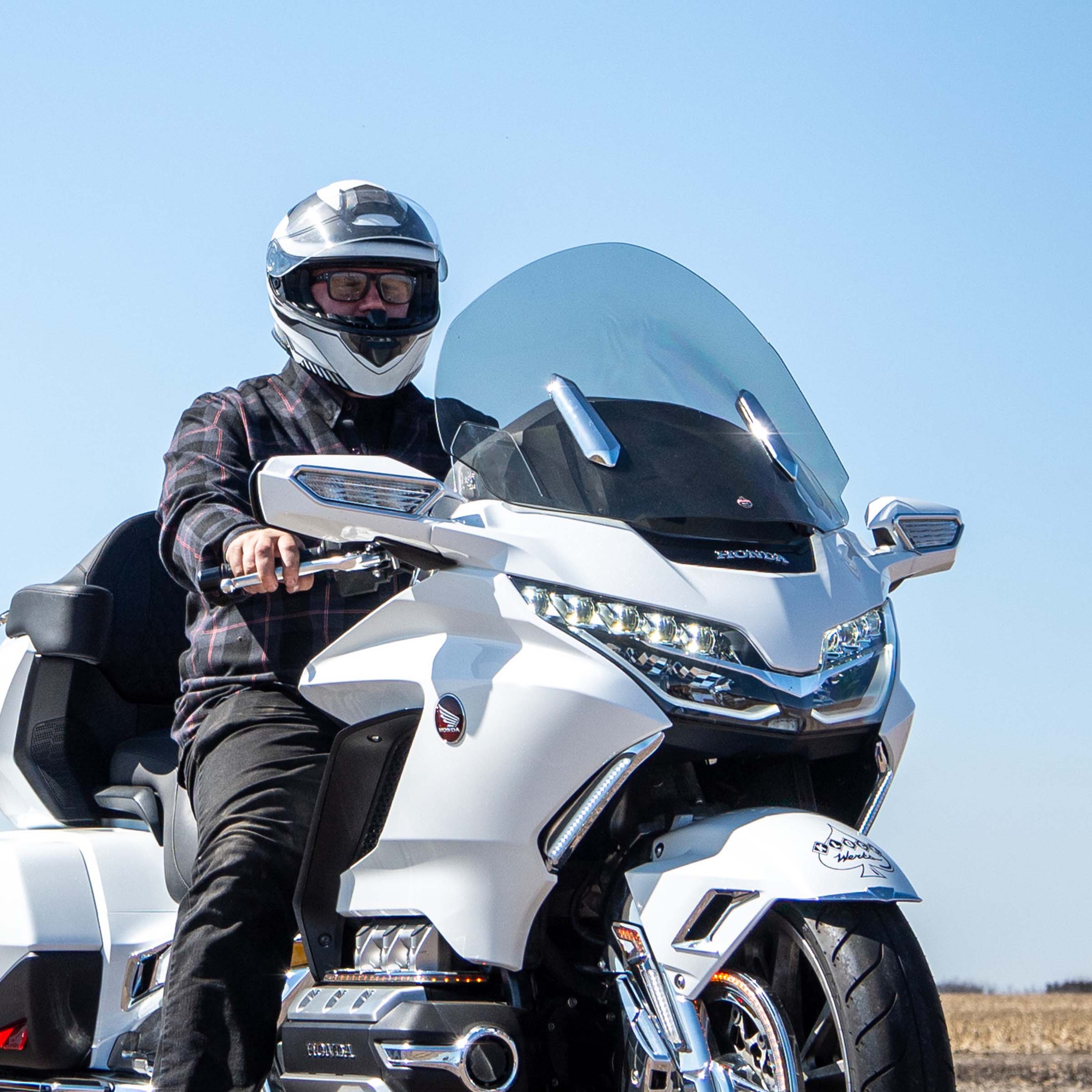 FlareĀ® Windshield for HondaĀ® 2018-2025 Gold Wing - Image 6