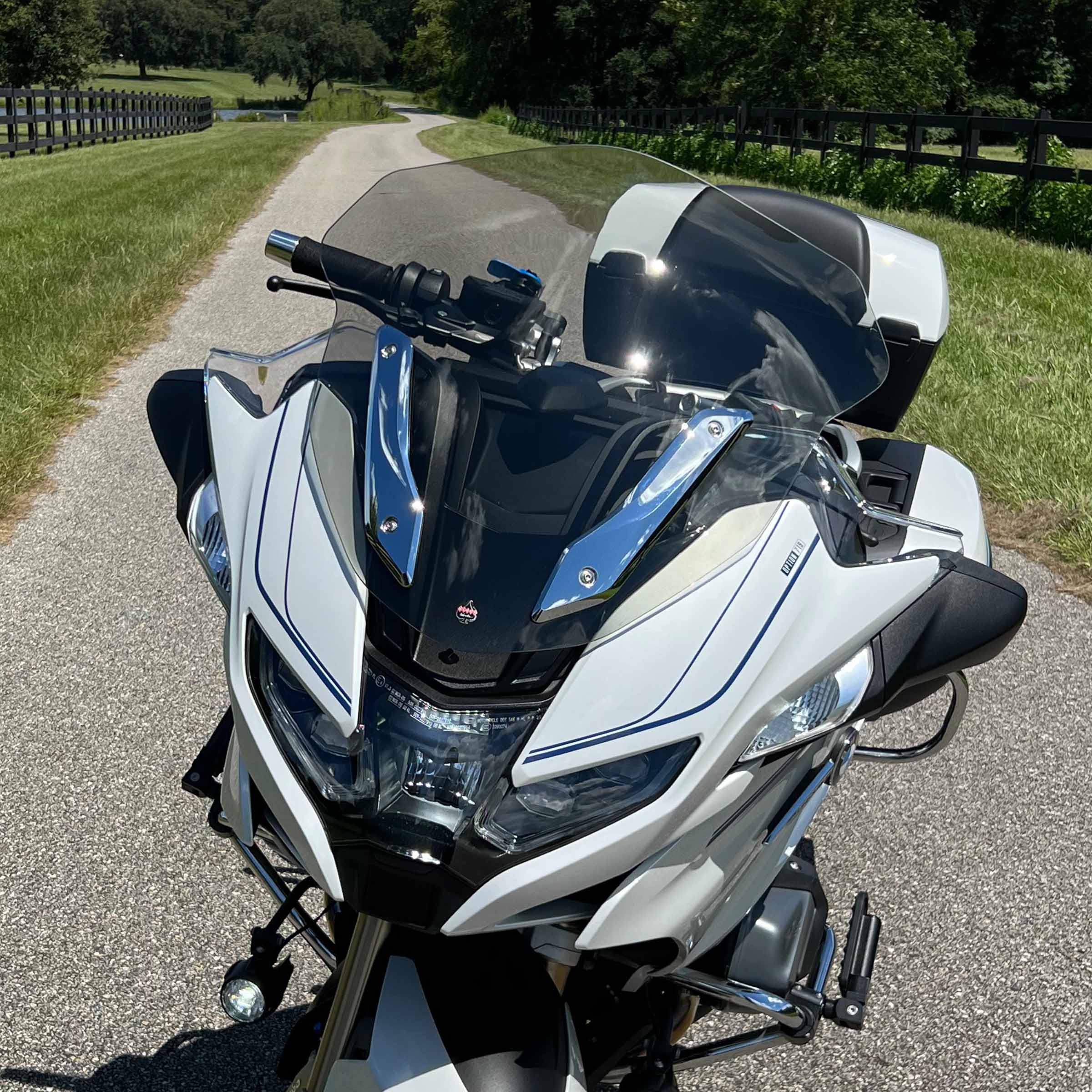 Flare® Windshield for BMW® 2021-2024 R 1250 RT - Image 6