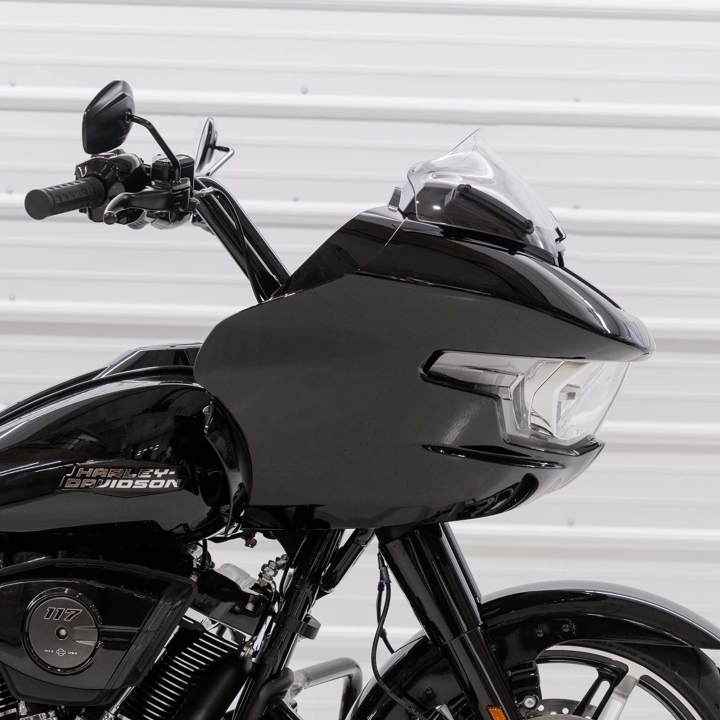 FlareĀ® Windshield for Harley-DavidsonĀ® 2023.5-2026 Road Glide (FLTR) - Image 11