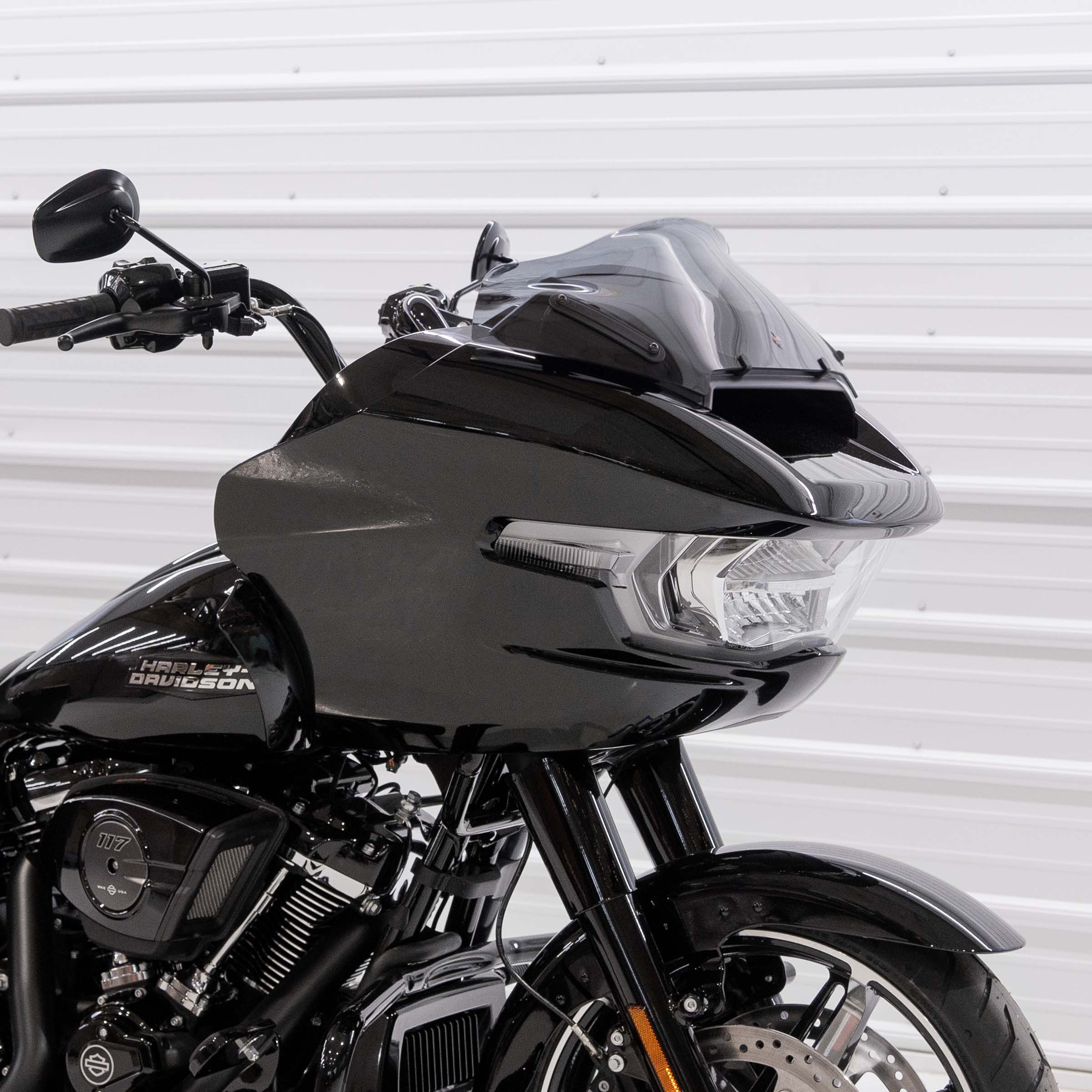 FlareĀ® Windshield for Harley-DavidsonĀ® 2023.5-2026 Road Glide (FLTR) - Image 14