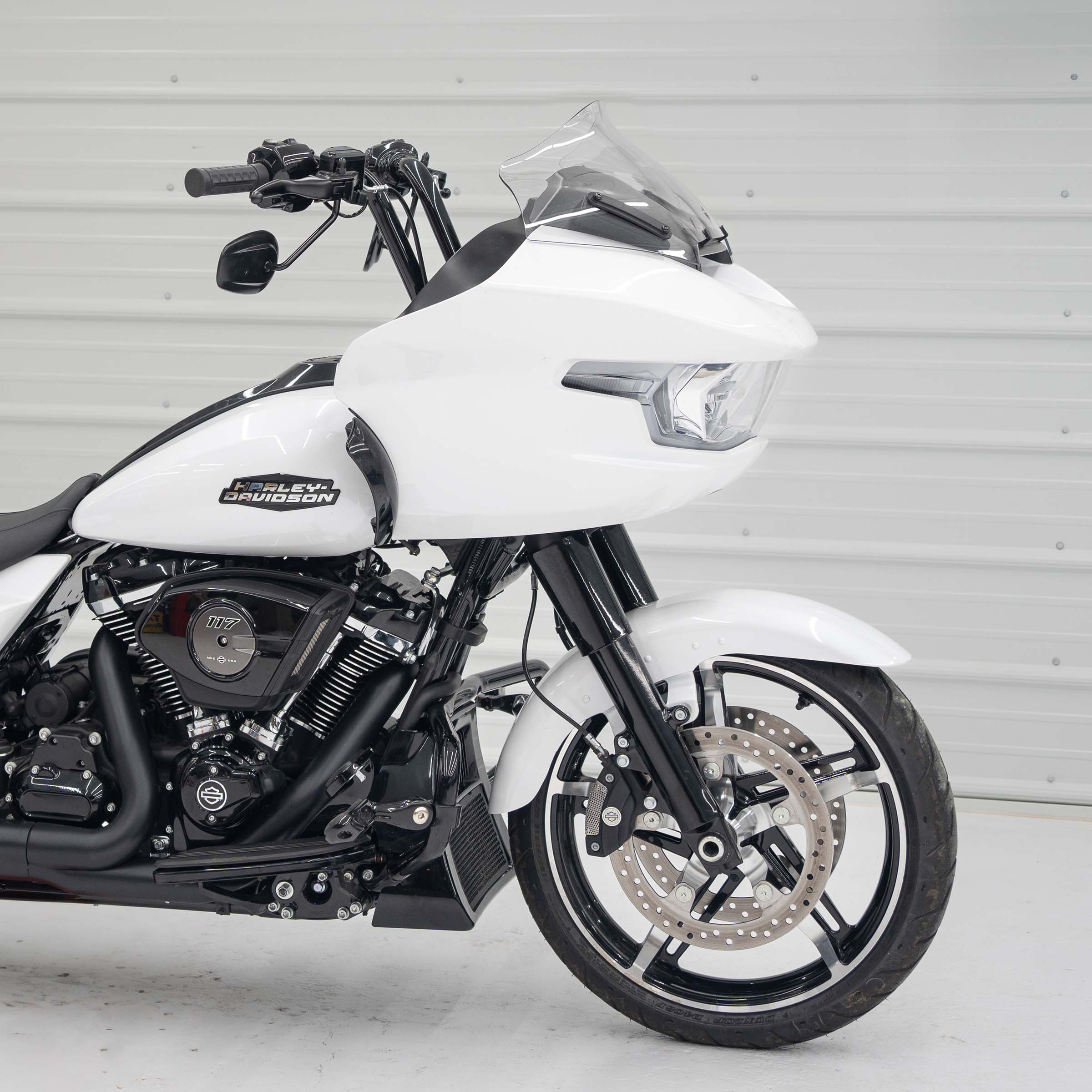 FlareĀ® Windshield for Harley-DavidsonĀ® 2023.5-2026 Road Glide (FLTR) - Image 28