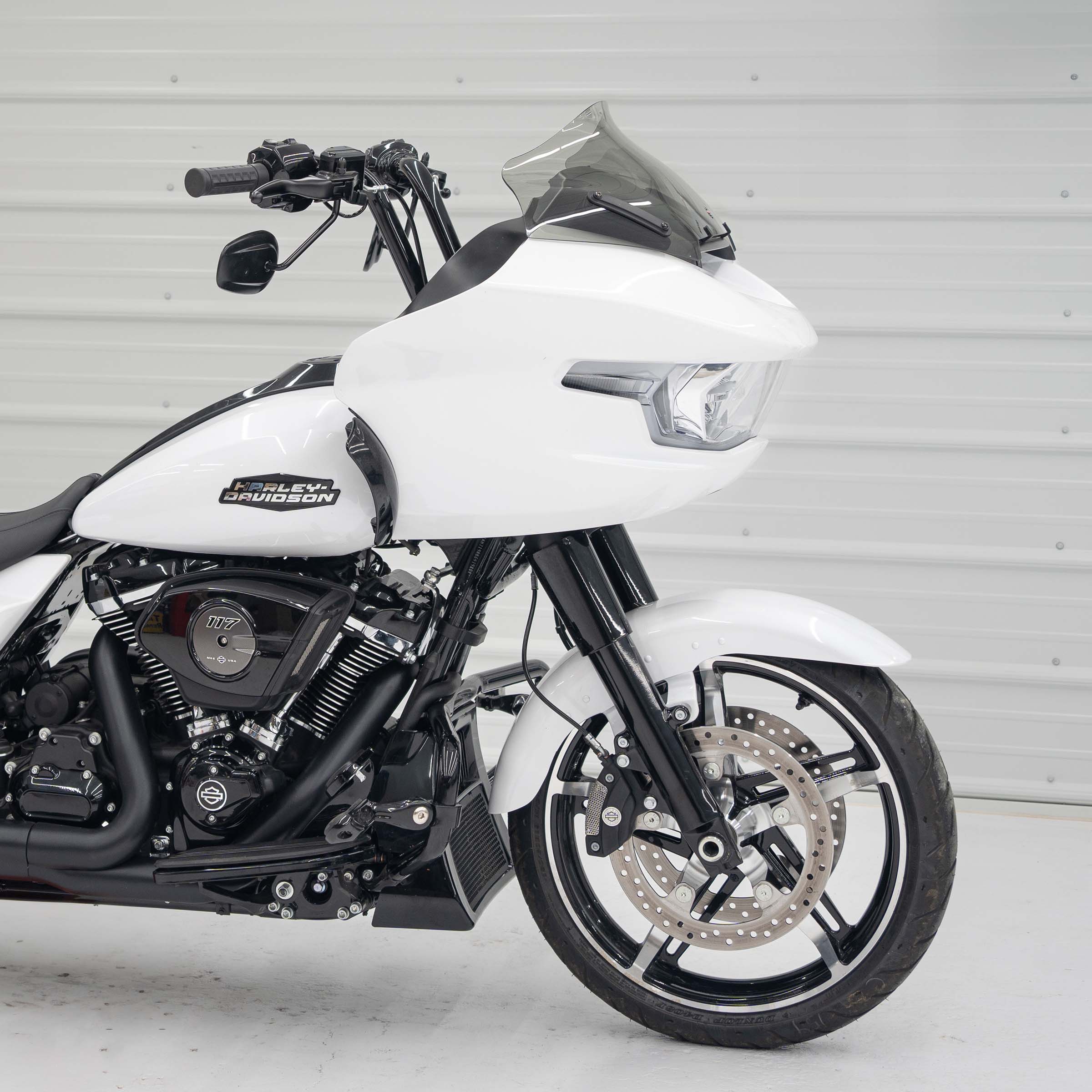 FlareĀ® Windshield for Harley-DavidsonĀ® 2023.5-2026 Road Glide (FLTR) - Image 32