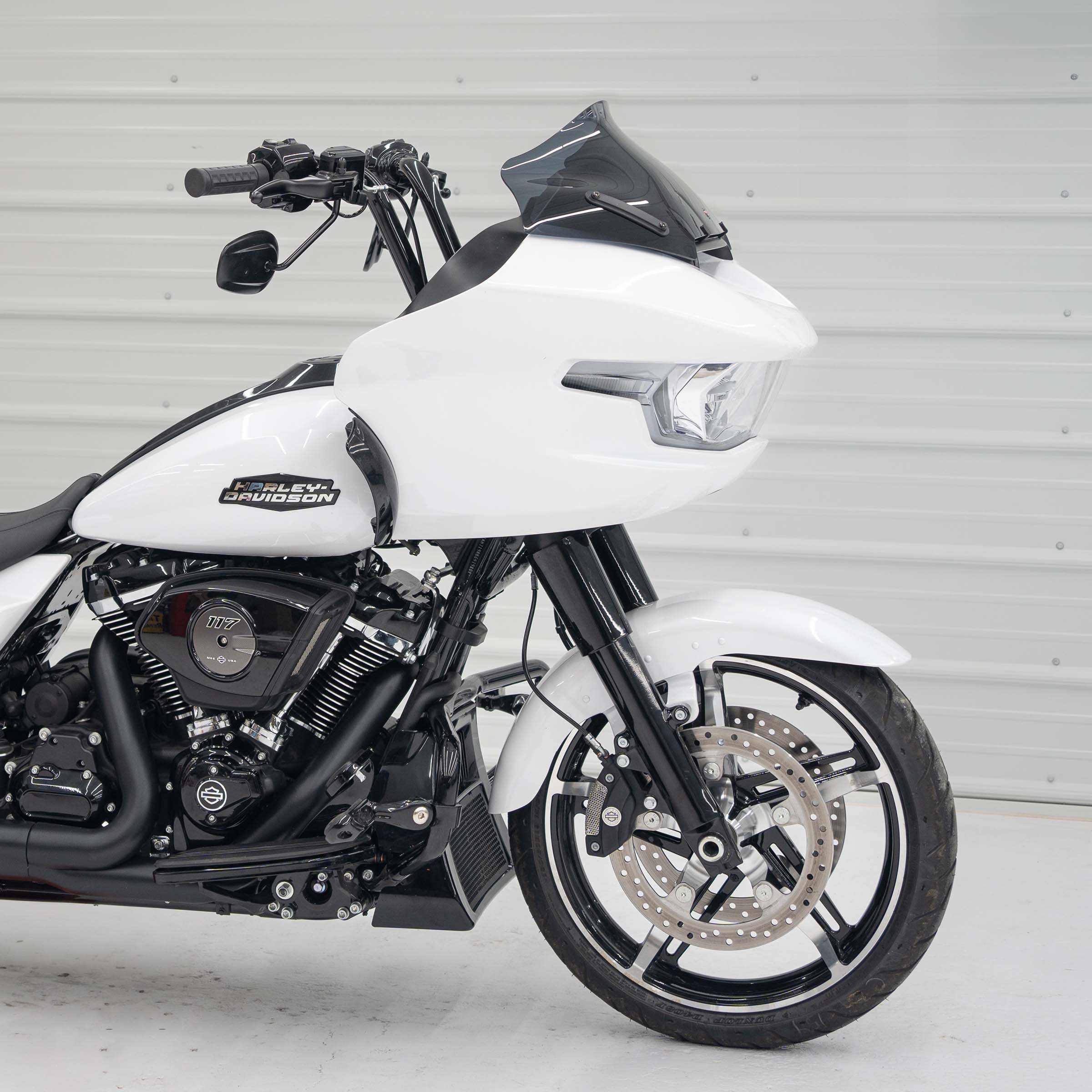 FlareĀ® Windshield for Harley-DavidsonĀ® 2023.5-2026 Road Glide (FLTR) - Image 36