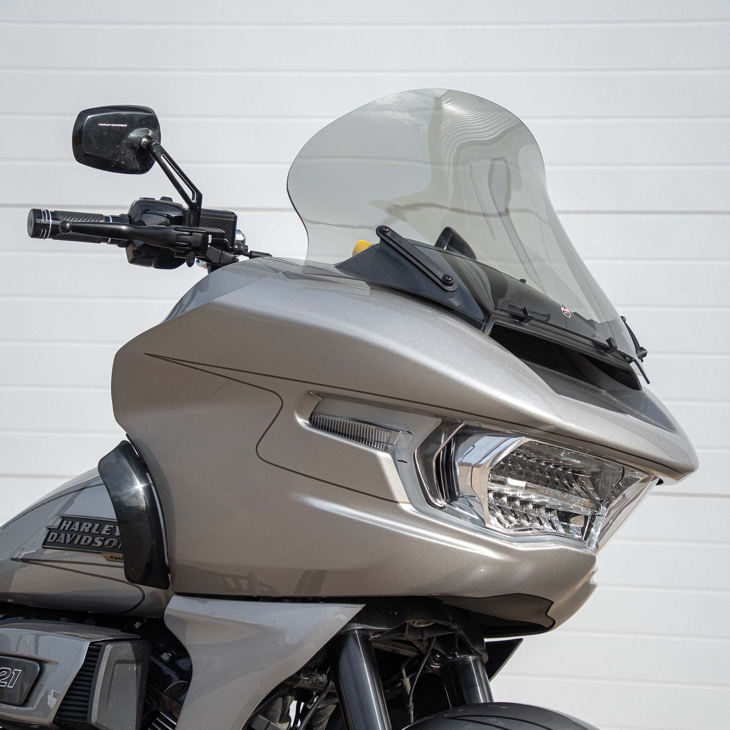 FlareĀ® Windshield for Harley-DavidsonĀ® 2023.5-2026 Road Glide (FLTR) - Image 63