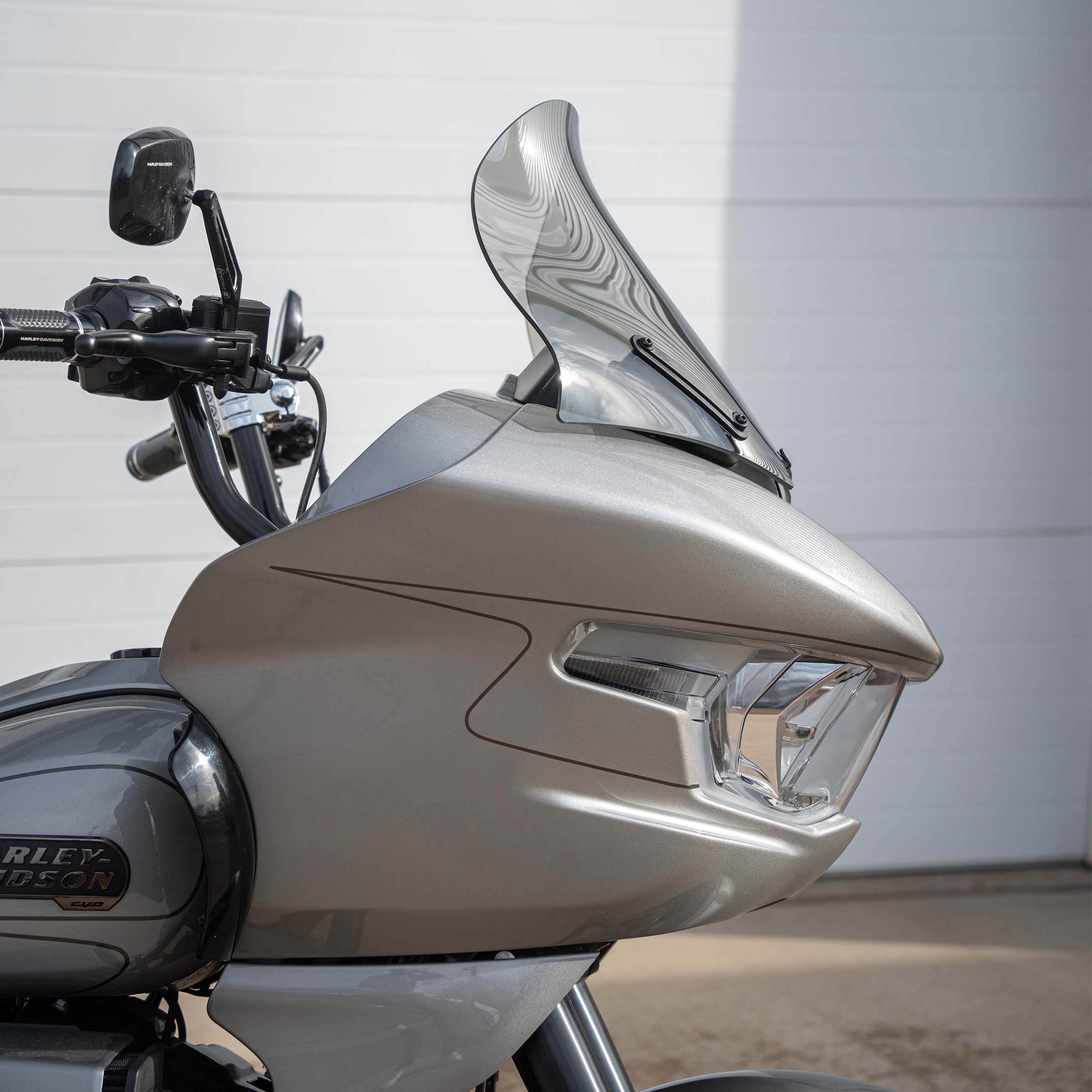 FlareĀ® Windshield for Harley-DavidsonĀ® 2023.5-2026 Road Glide (FLTR) - Image 64