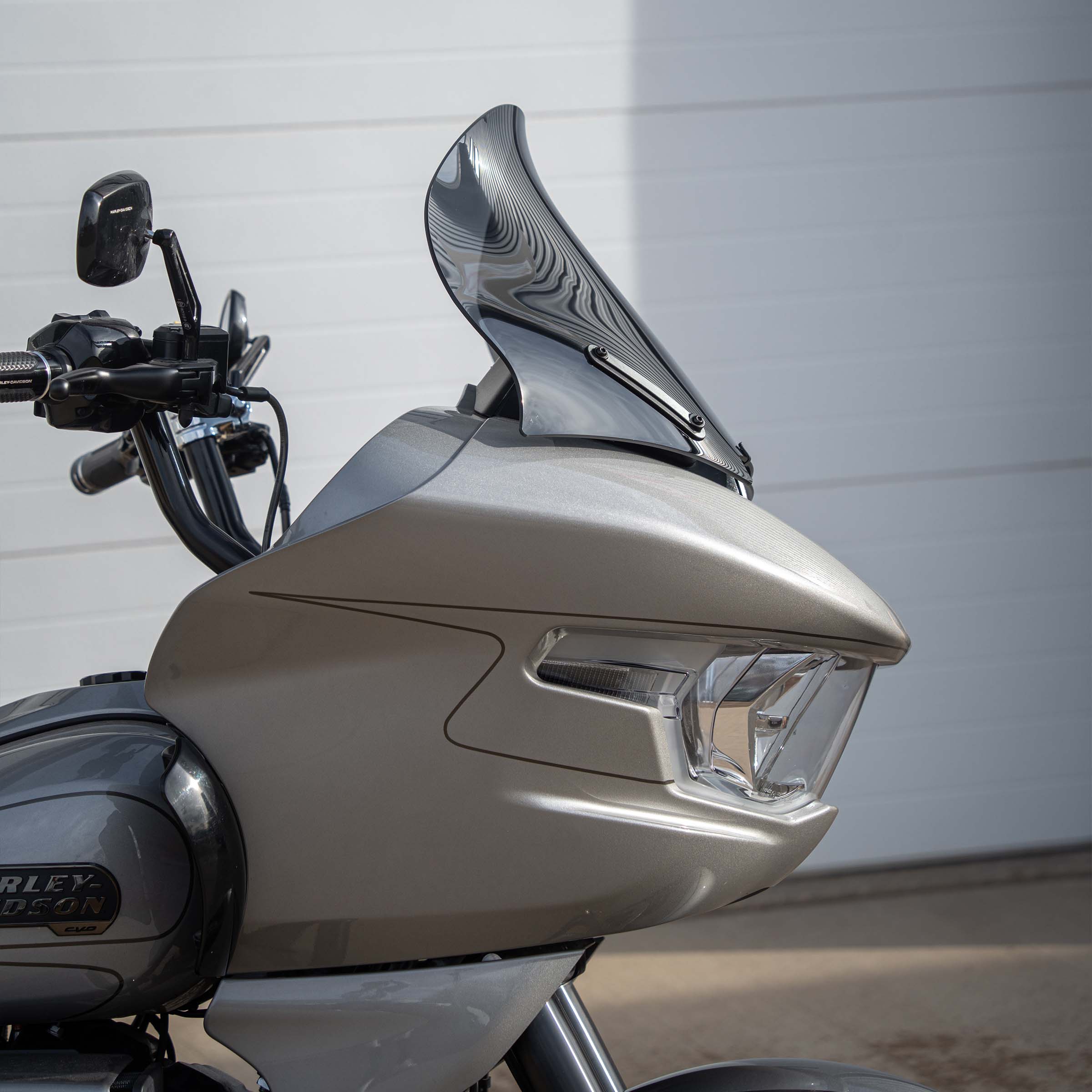 FlareĀ® Windshield for Harley-DavidsonĀ® 2023.5-2026 Road Glide (FLTR) - Image 67