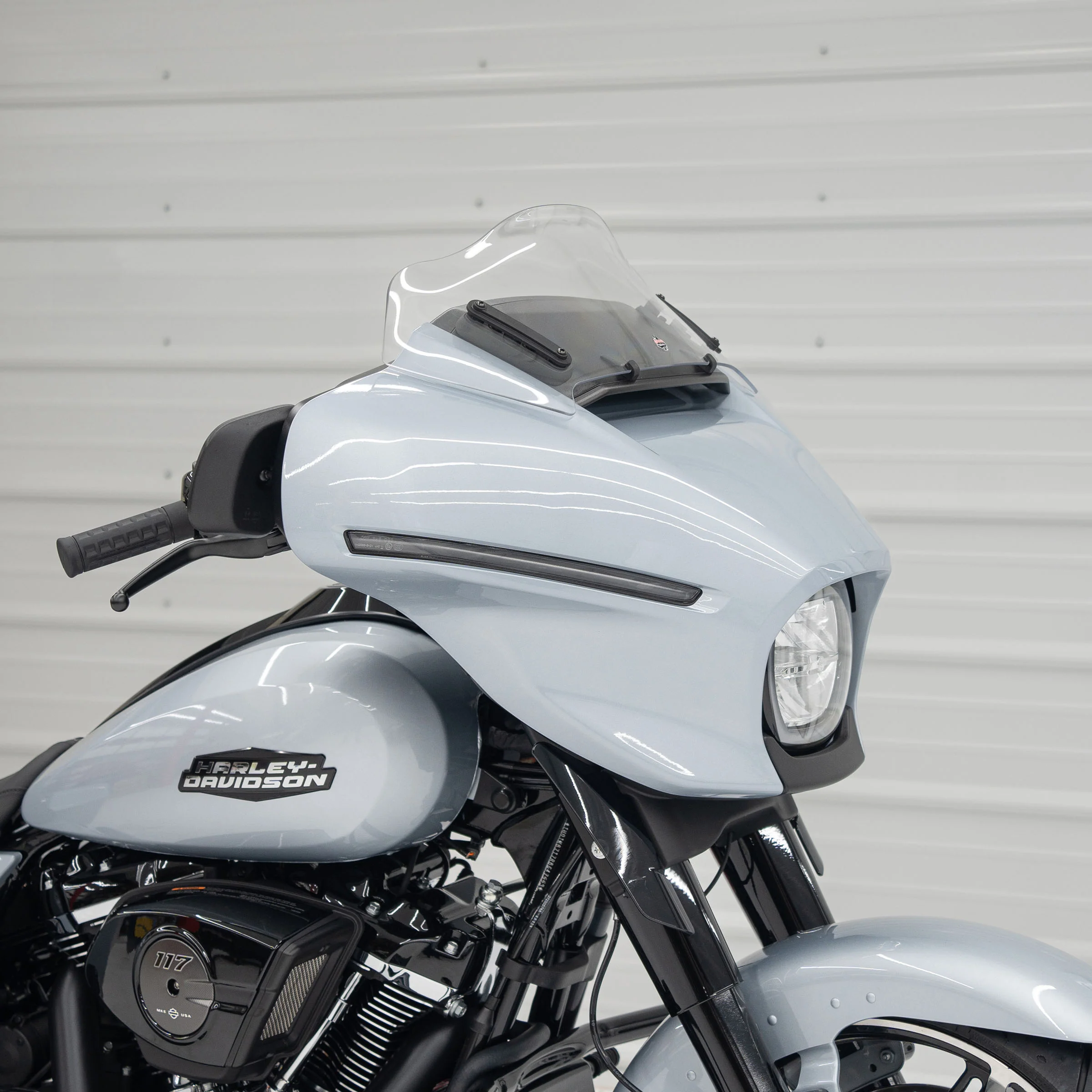 FlareĀ® Windshield for Harley-DavidsonĀ® 2023.5-2026 Street Glide (FLHX) - Image 20