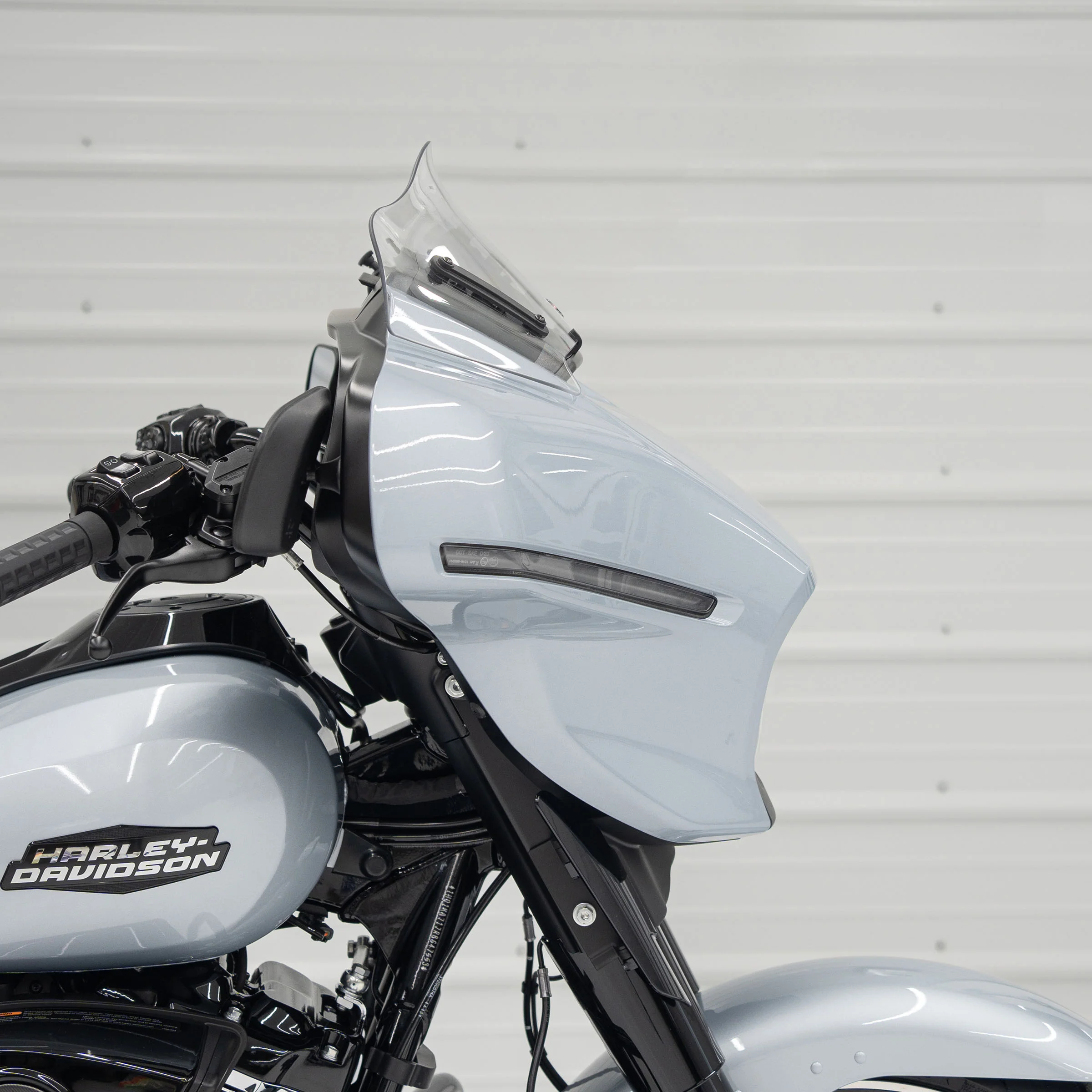 FlareĀ® Windshield for Harley-DavidsonĀ® 2023.5-2026 Street Glide (FLHX) - Image 21