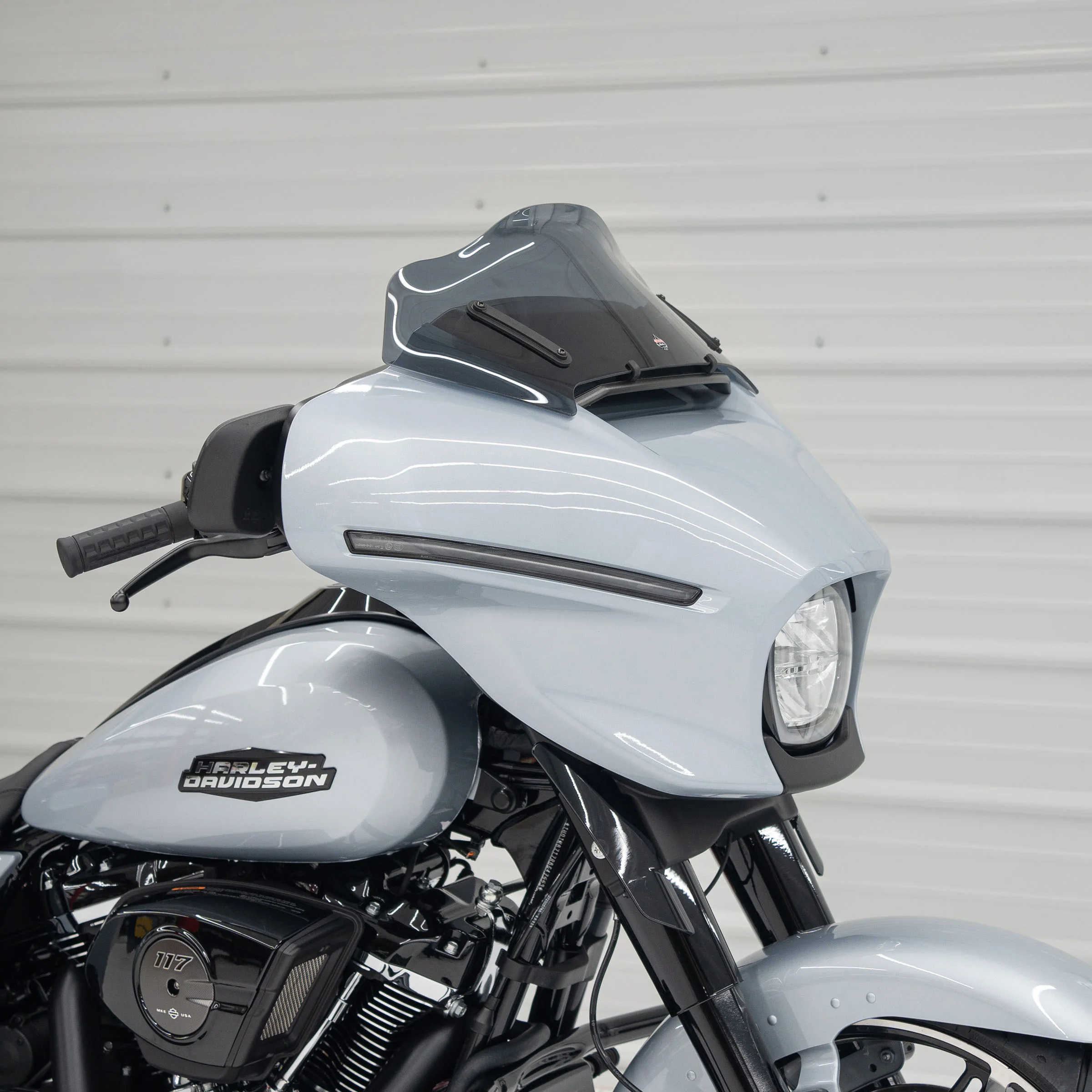 FlareĀ® Windshield for Harley-DavidsonĀ® 2023.5-2026 Street Glide (FLHX) - Image 29