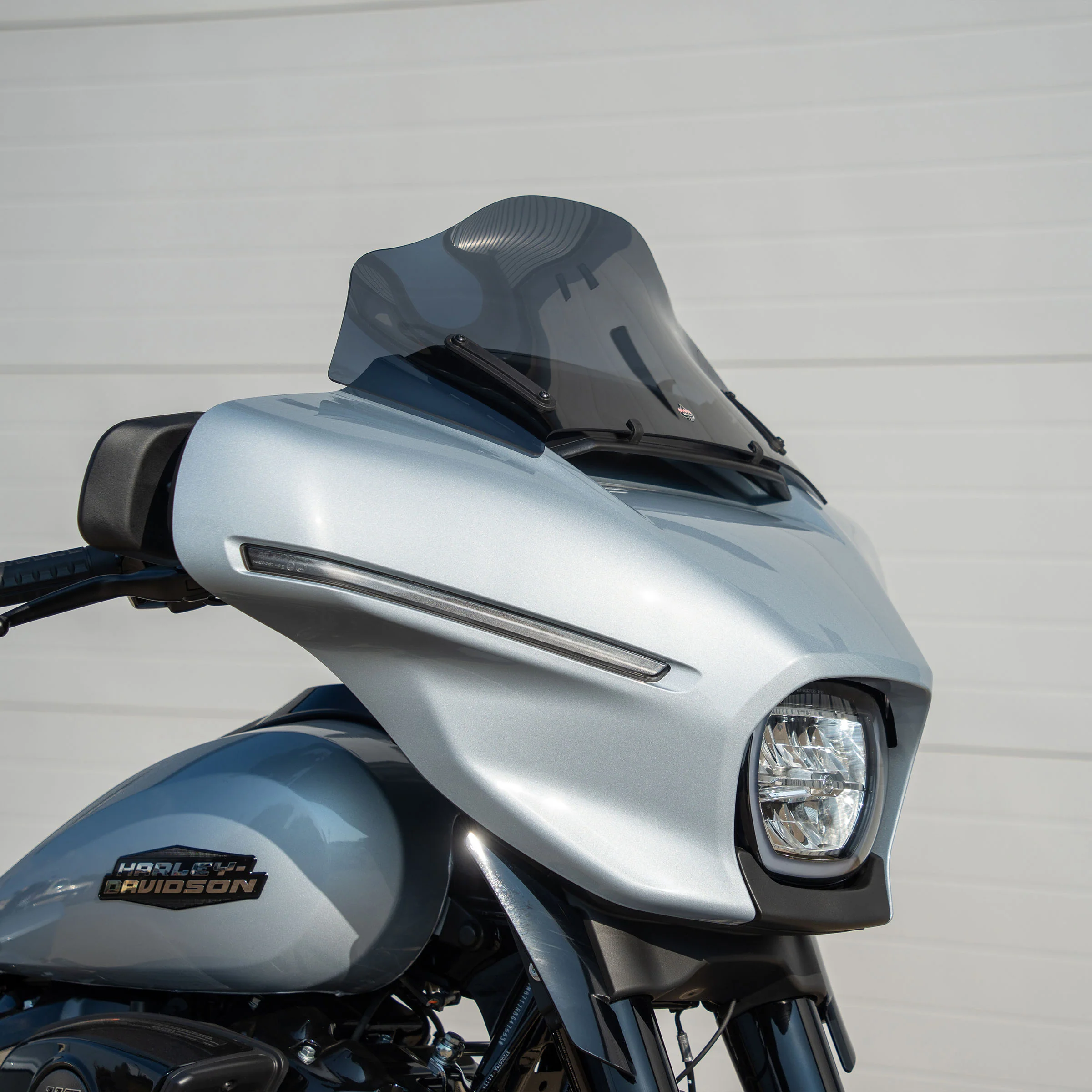 FlareĀ® Windshield for Harley-DavidsonĀ® 2023.5-2026 Street Glide (FLHX) - Image 44