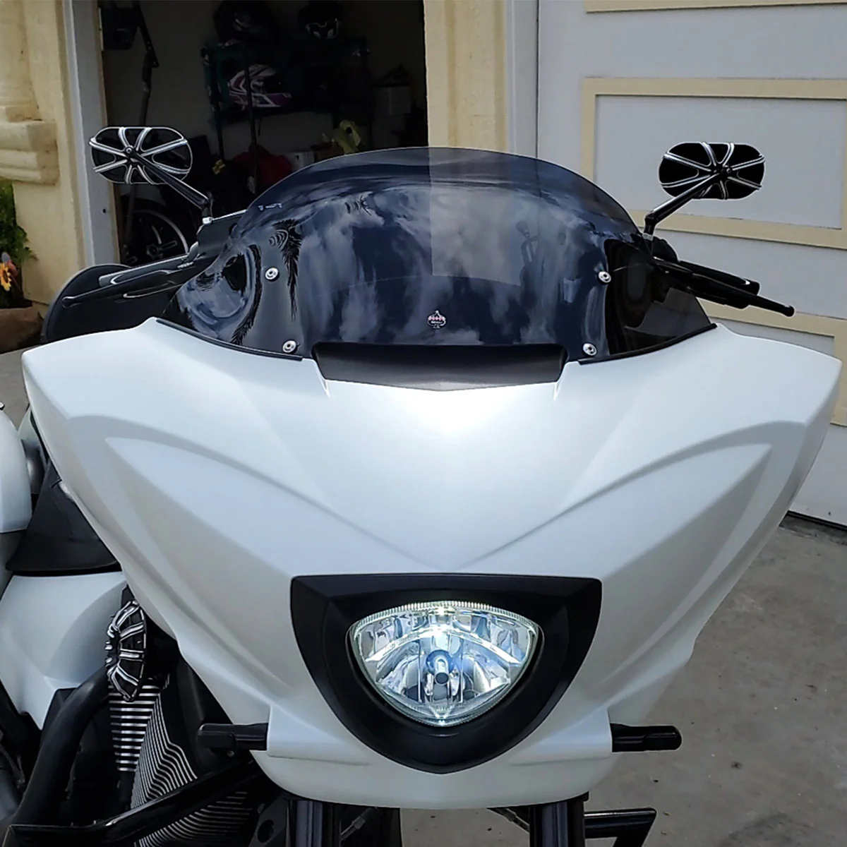 Flare® Windshield For Victory® 2010-2017 Cross Country and Magnum - Image 8