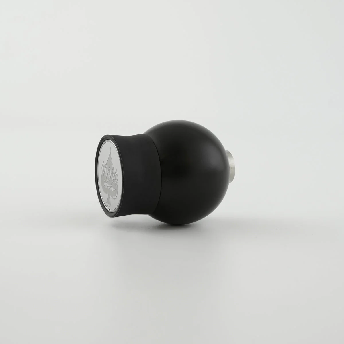 iOwall™ Universal Magnetic Phone Mount - Image 4