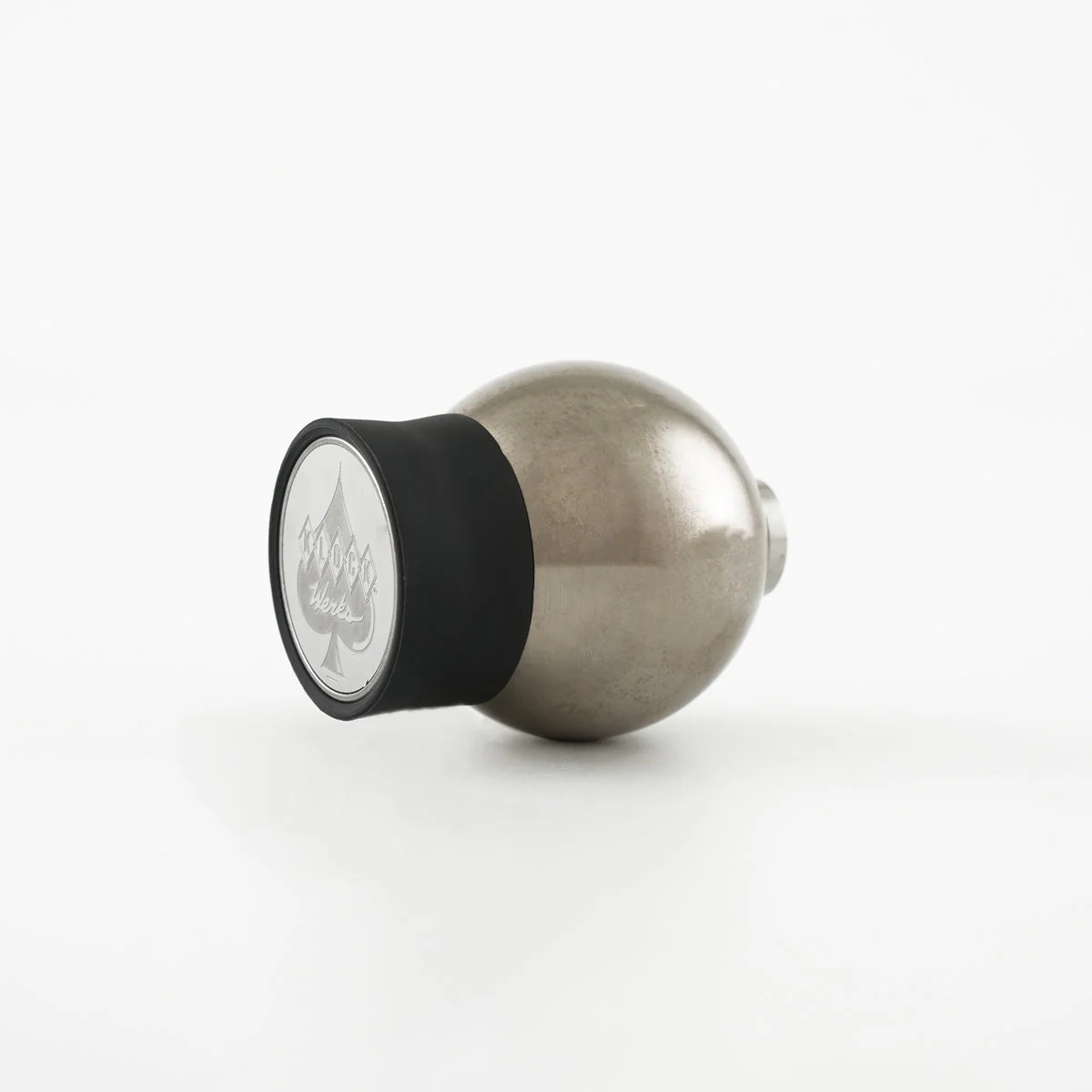 iOwall™ Universal Magnetic Phone Mount - Image 7
