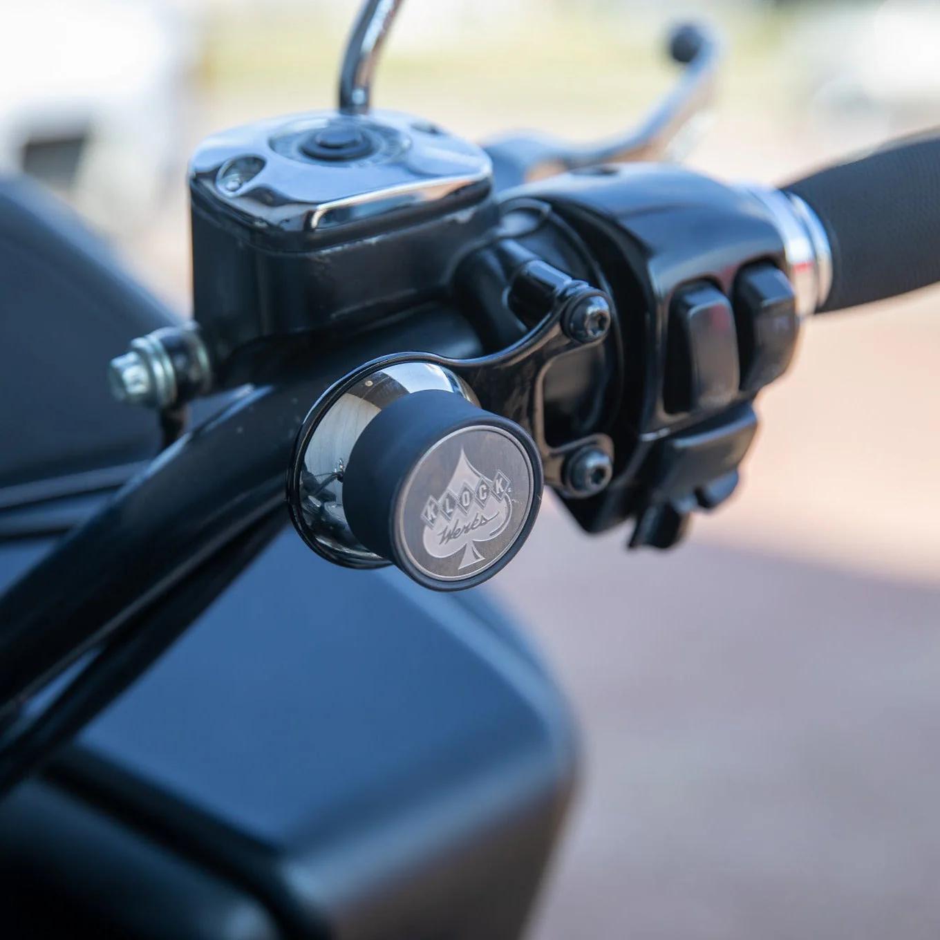 iOmounts® Magnetic Phone Mount for Harley-Davidson® - Image 10