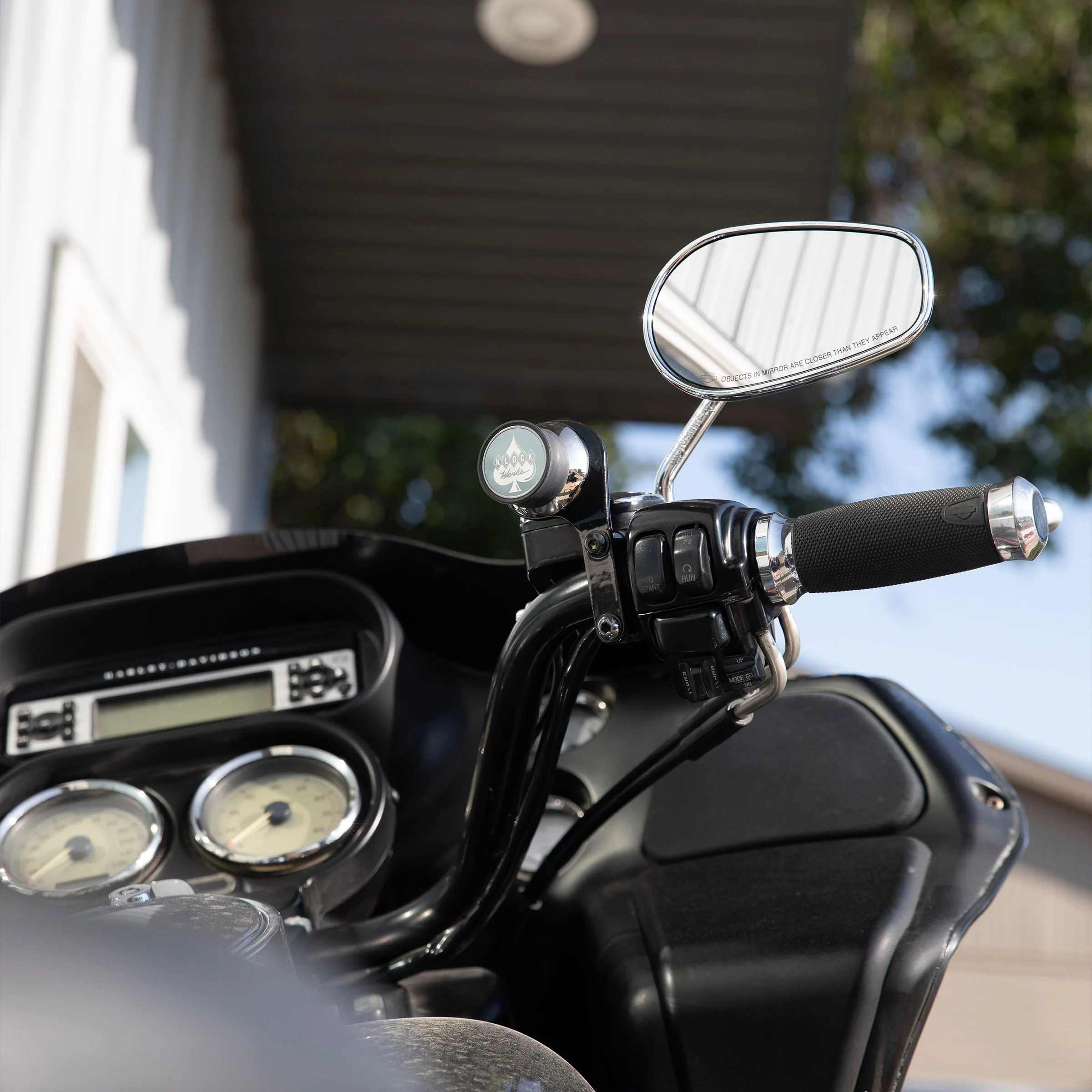 iOmounts® Magnetic Phone Mount for Harley-Davidson® - Image 24
