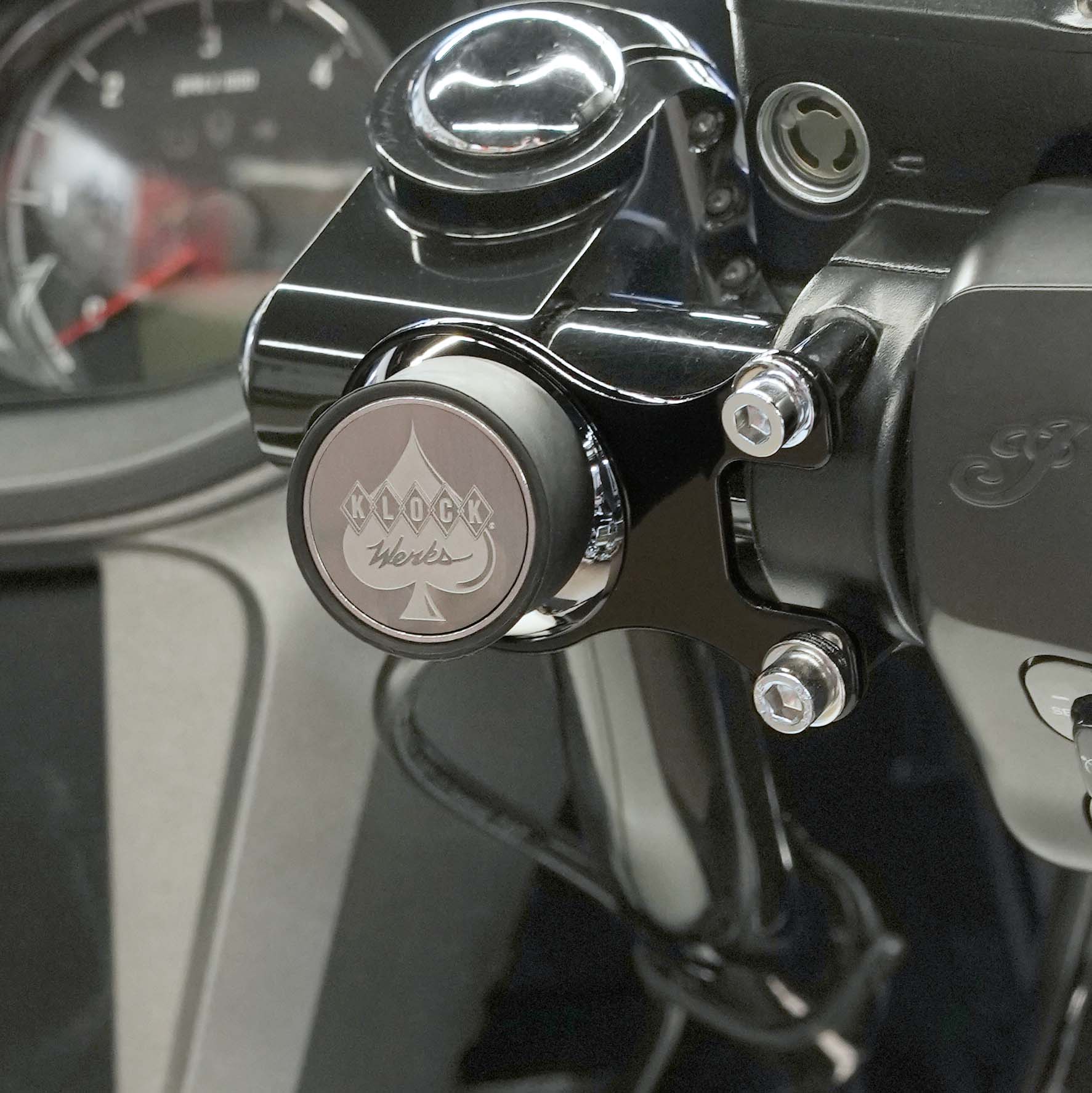 iOmounts® Magnetic Phone Mount for Indian® 2020-2026 Challenger Chieftain/Roadmaster PowerPlus and Pursuit - Image 4