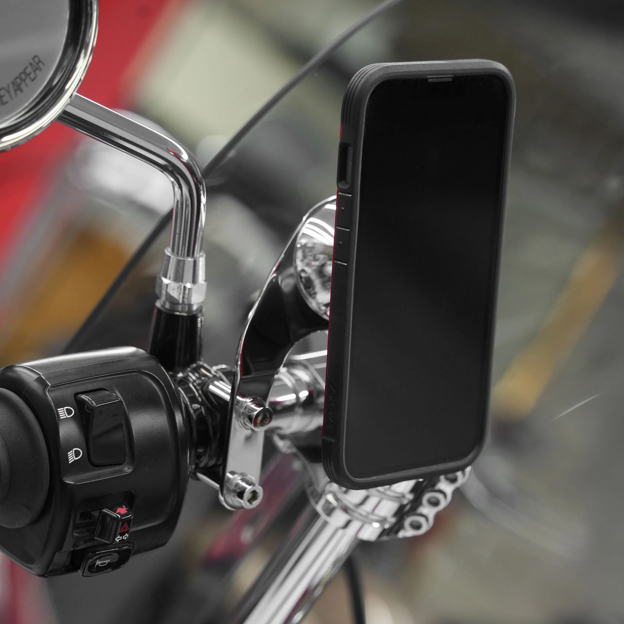 iOmounts® Magnetic Phone Mount for Indian® 2015-2026 Scout - Image 12