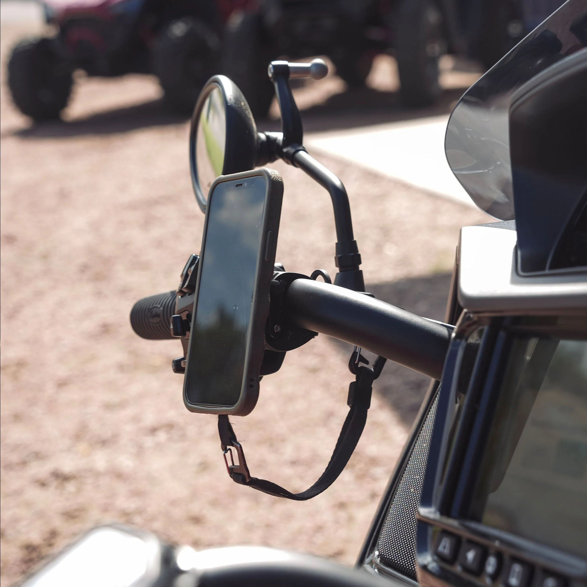 iOmounts® nomad™ Universal Phone Mount - Image 9