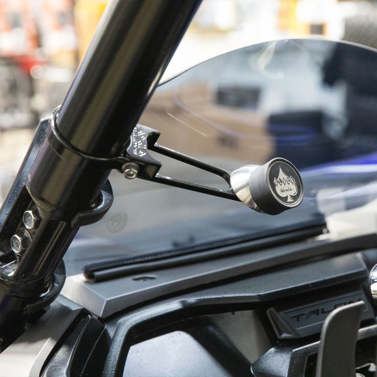 iOmounts® Offset Roll Cage Magnetic UTV Phone Mount - Image 18