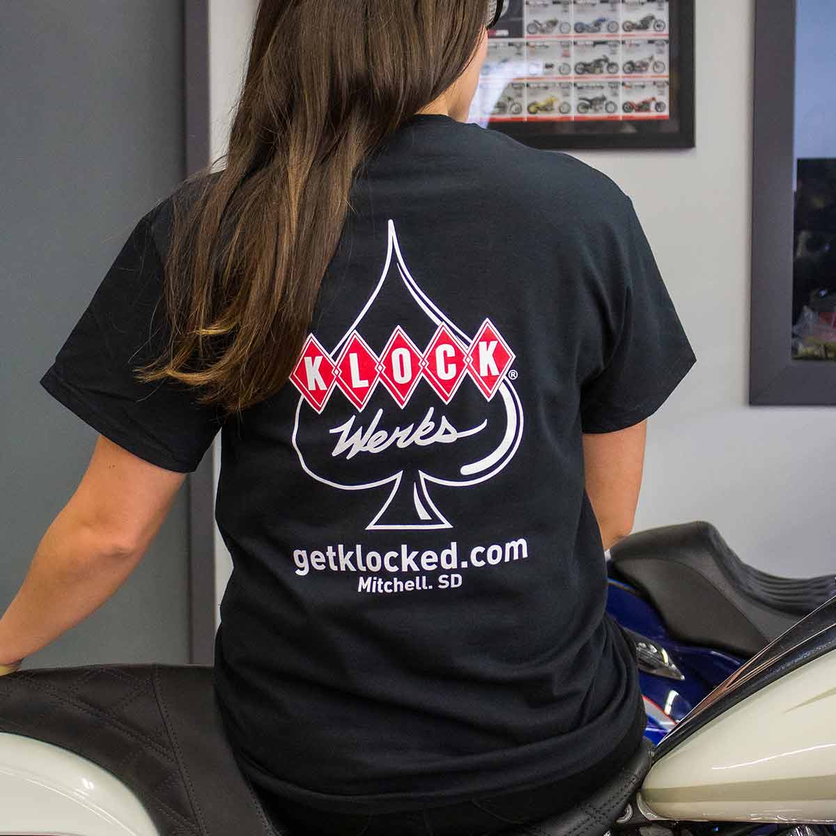Klassic Logo Tee - Image 6