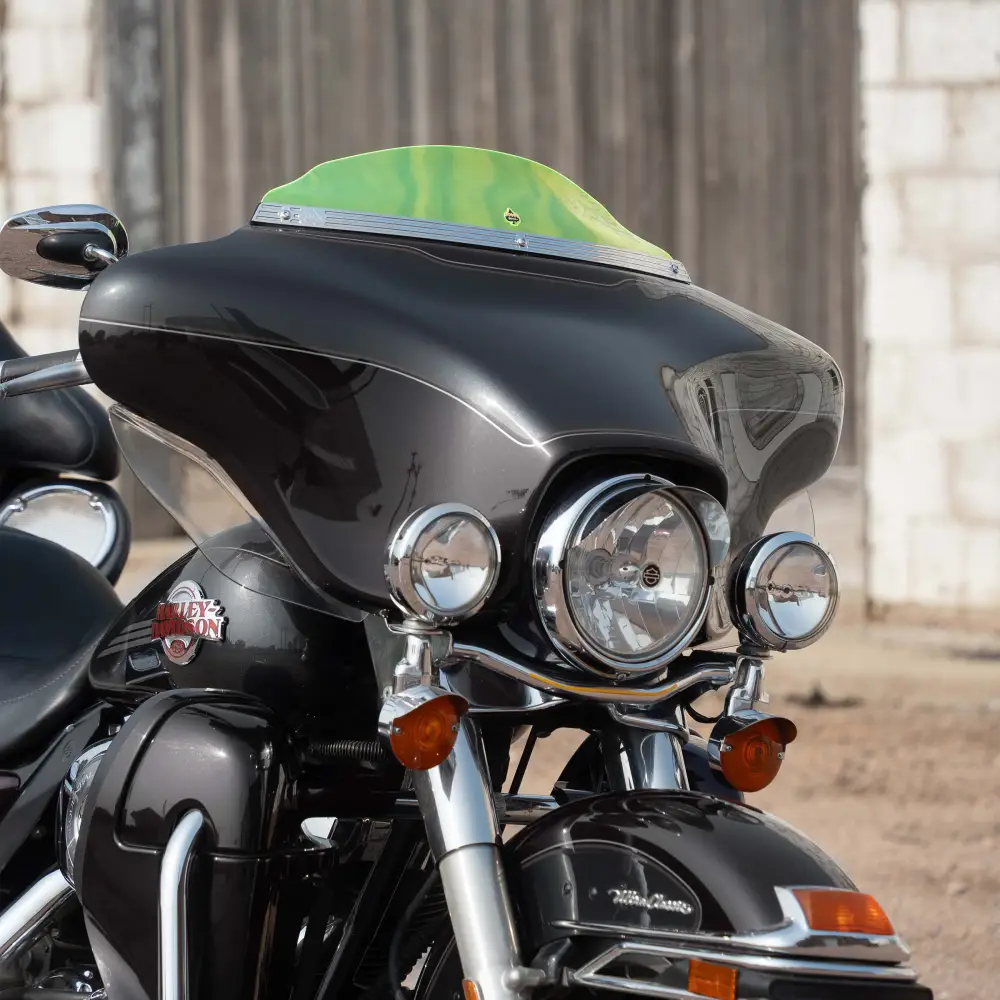 Kolor FlareĀ® Windshield for Harley-DavidsonĀ® 1996-2013 Street Glide (FLHT, FLHX) - Image 14