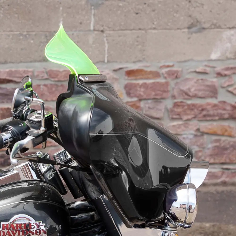 Kolor FlareĀ® Windshield for Harley-DavidsonĀ® 1996-2013 Street Glide (FLHT, FLHX) - Image 30