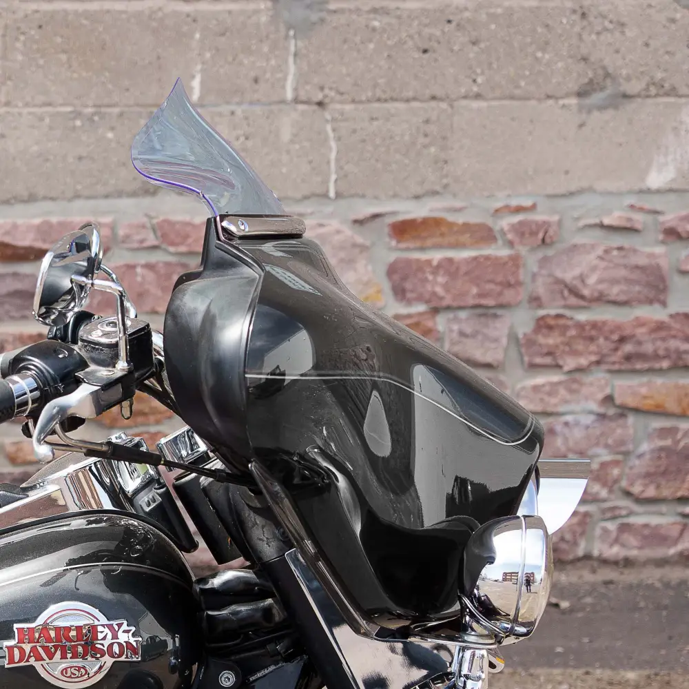 Kolor FlareĀ® Windshield for Harley-DavidsonĀ® 1996-2013 Street Glide (FLHT, FLHX) - Image 33