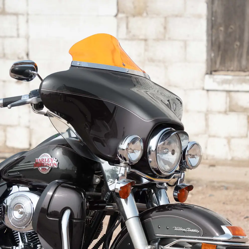Kolor FlareĀ® Windshield for Harley-DavidsonĀ® 1996-2013 Street Glide (FLHT, FLHX) - Image 39