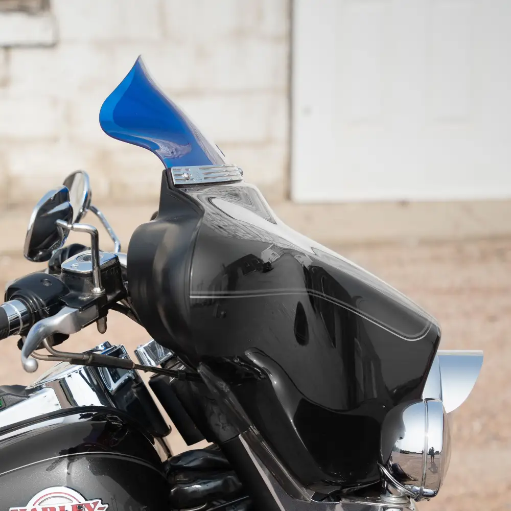 Kolor FlareĀ® Windshield for Harley-DavidsonĀ® 1996-2013 Street Glide (FLHT, FLHX) - Image 49