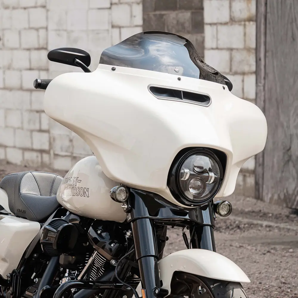 Kolor FlareĀ® Windshield for Harley-DavidsonĀ® 2014-2025 Street Glide (FLHT, FLHX) - Image 58