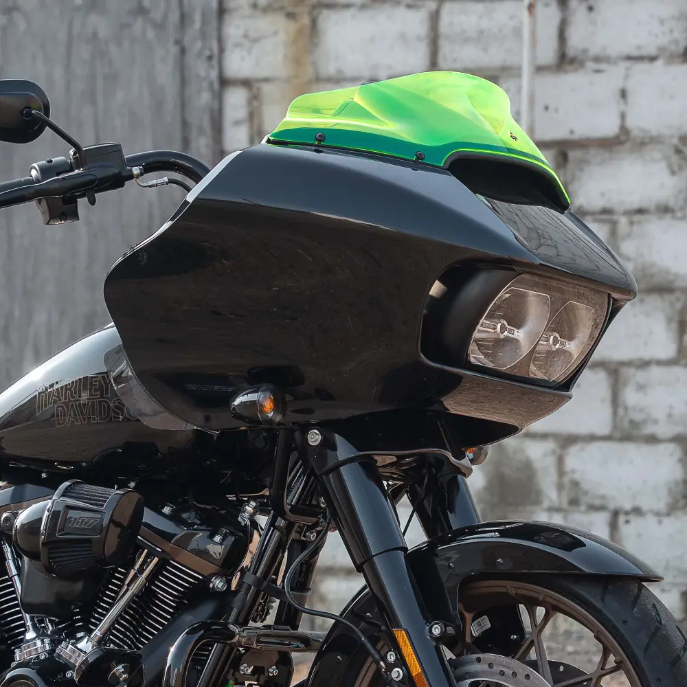 Kolor FlareĀ® Windshield for Harley-DavidsonĀ® 2015-2025 Road Glide (FLTR) - Image 10