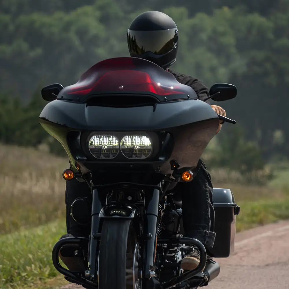 Kolor FlareĀ® Windshield for Harley-DavidsonĀ® 2015-2025 Road Glide (FLTR) - Image 45