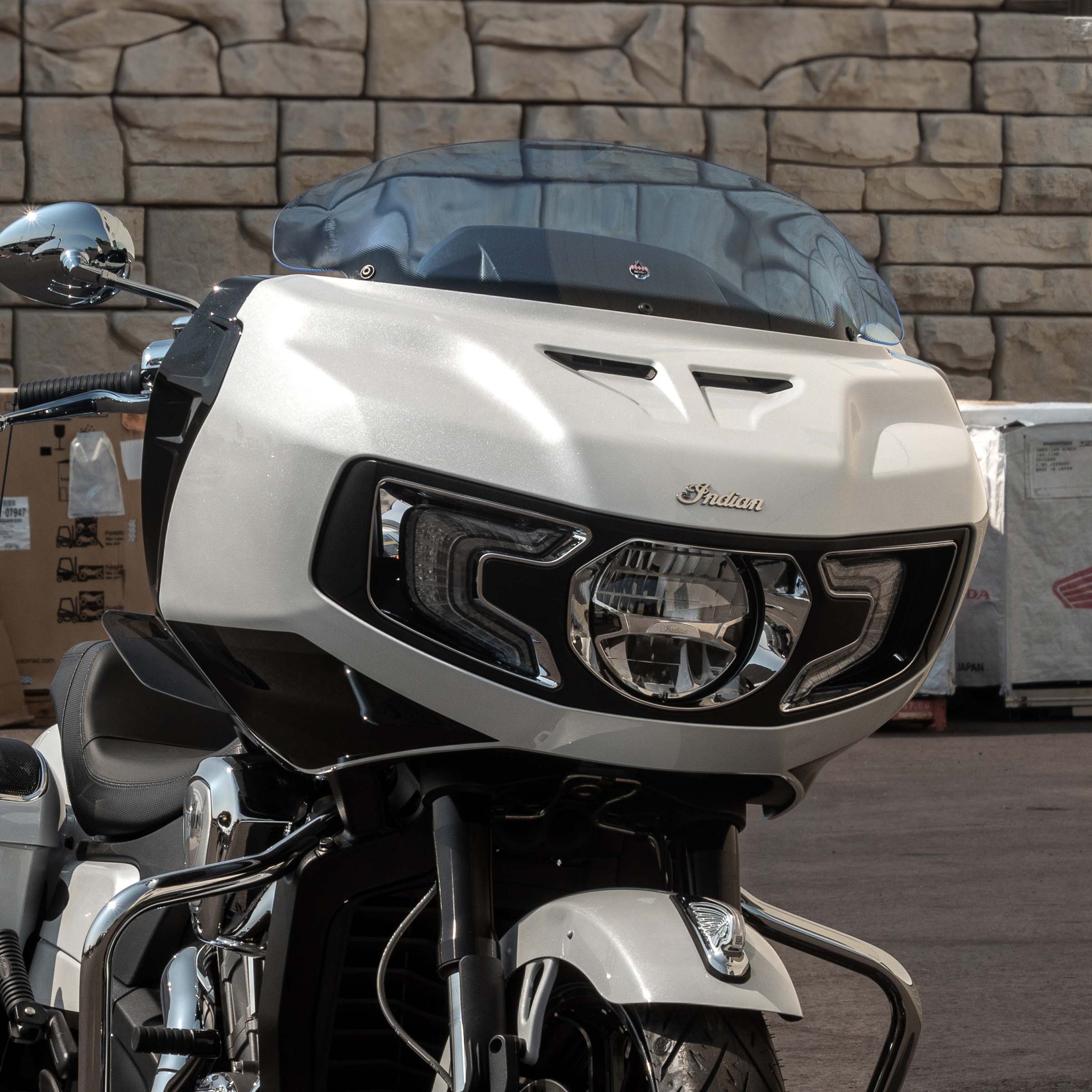 Kolor Flare® Windshield for Indian® 2020-2026 Challenger and Pursuit - Image 13