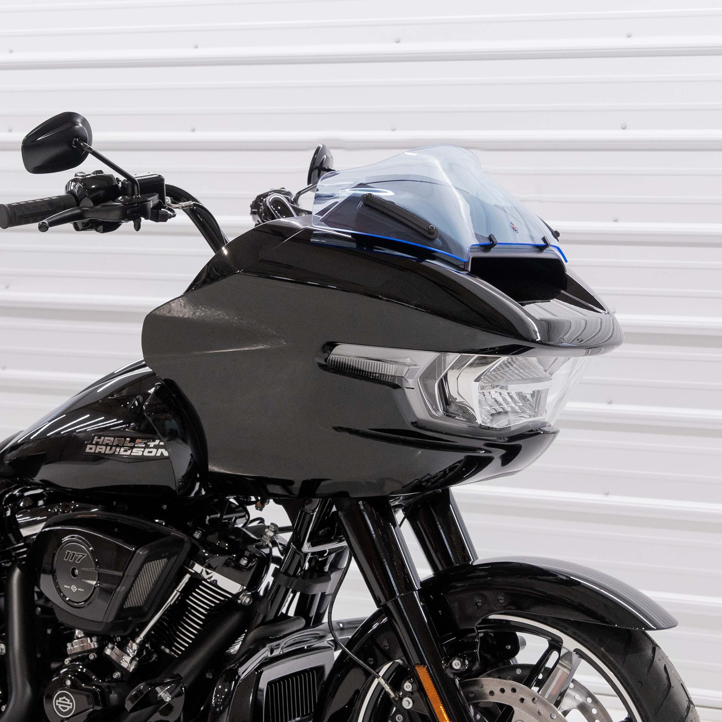 Kolor FlareĀ® Windshield for Harley-DavidsonĀ® 2023.5-2026 Road Glide (FLTR) - Image 16