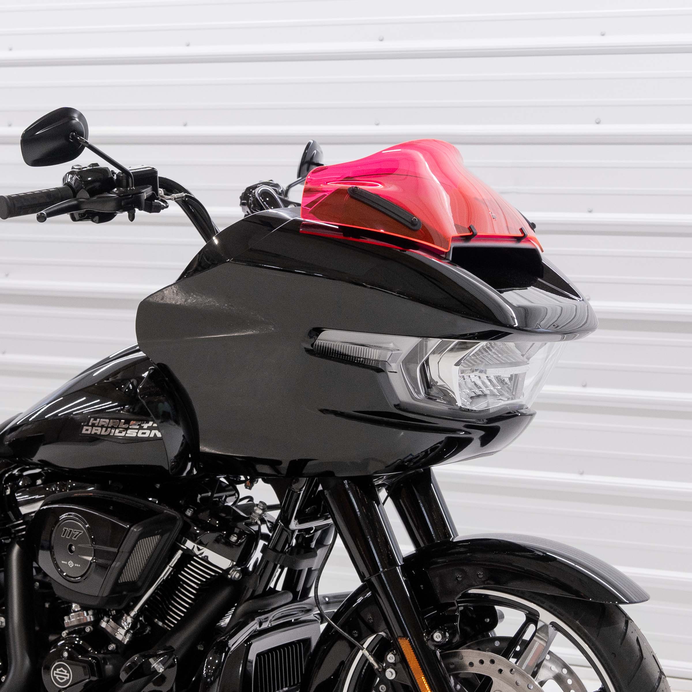 Kolor FlareĀ® Windshield for Harley-DavidsonĀ® 2023.5-2026 Road Glide (FLTR) - Image 4