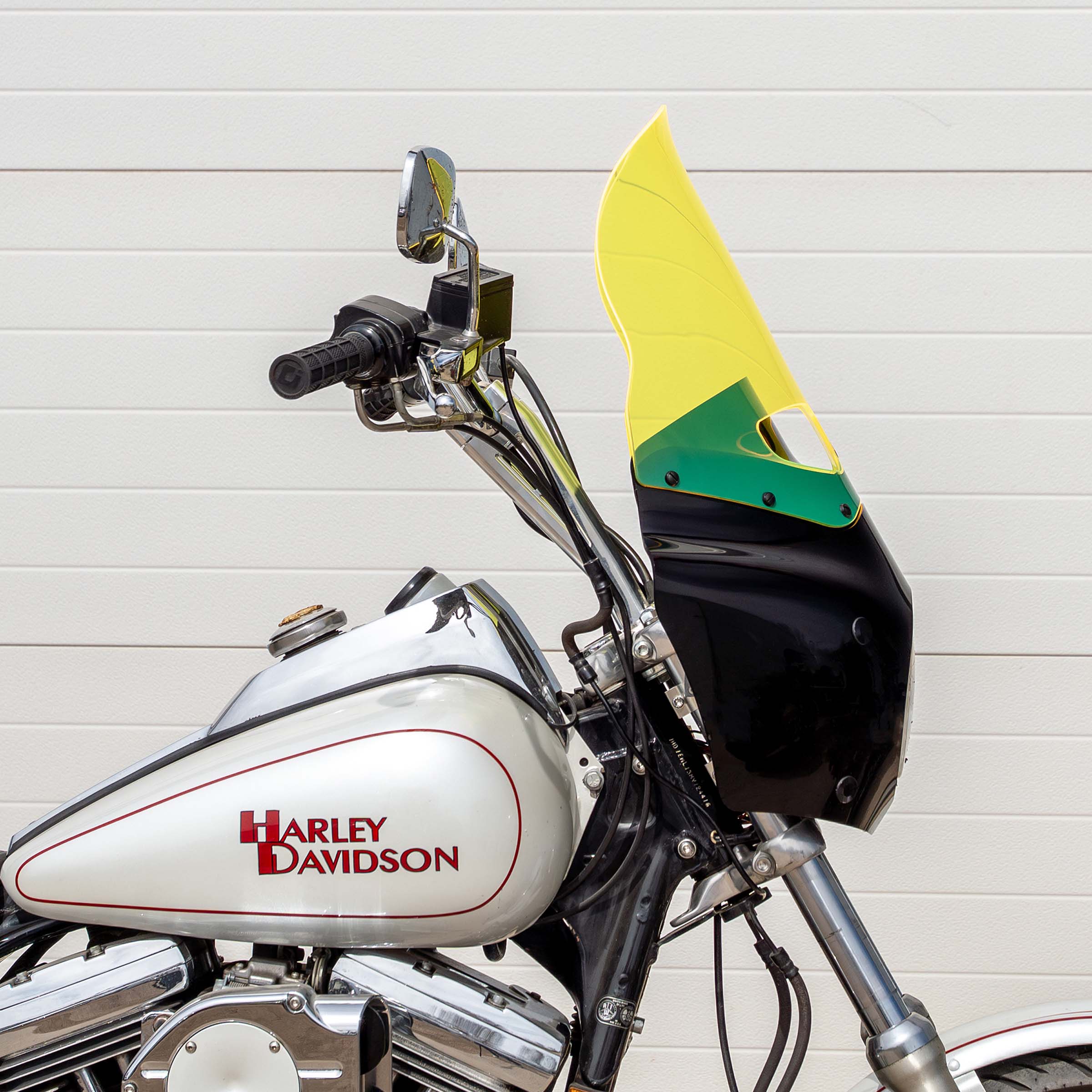 Kolor Flare® Windshield for Road Warrior™ Fairing - Image 13