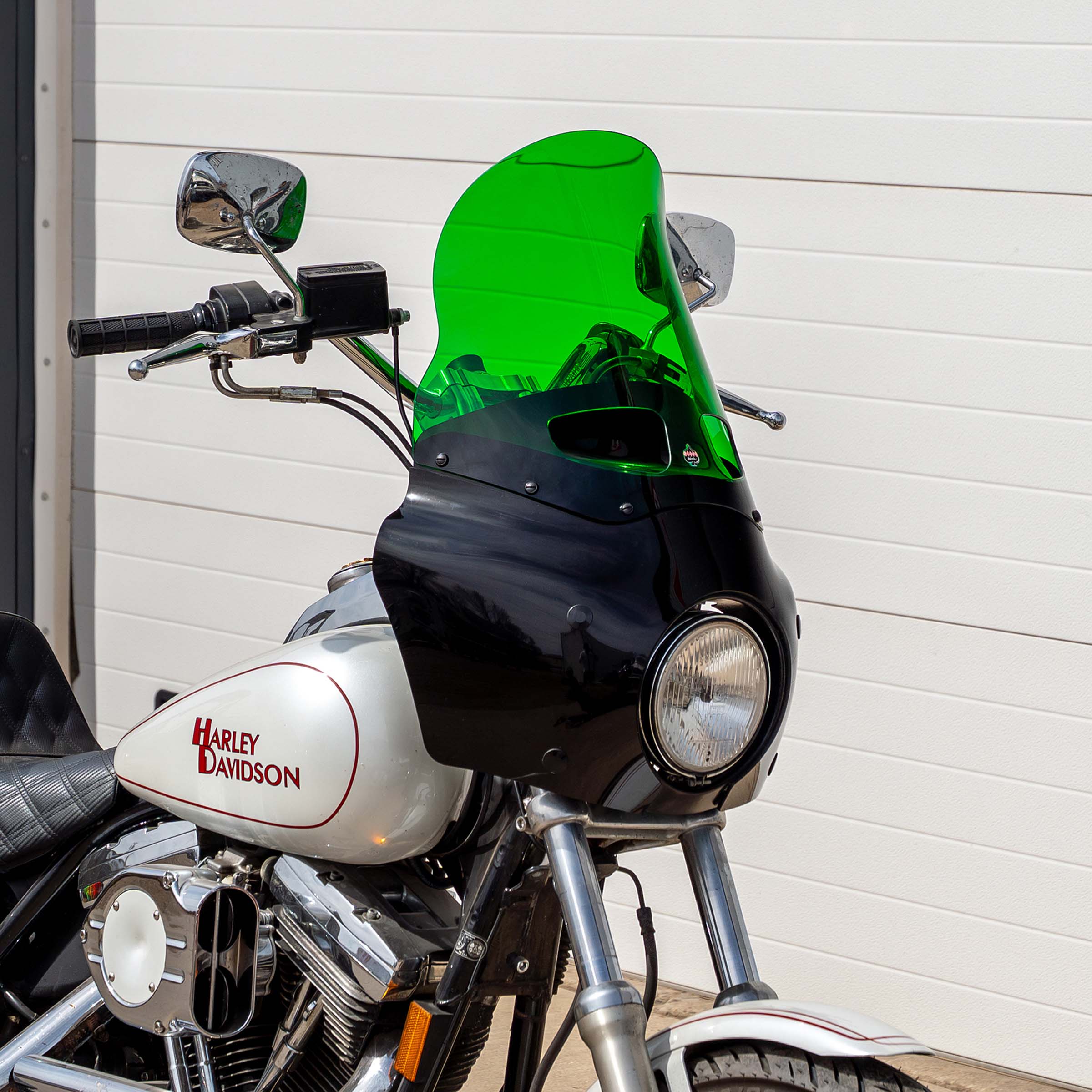 Kolor Flare® Windshield for Road Warrior™ Fairing - Image 38