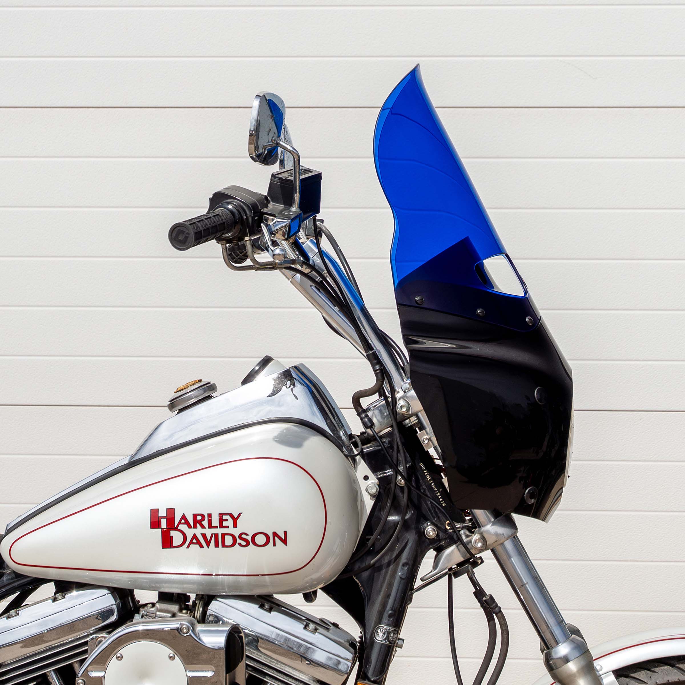 Kolor Flare® Windshield for Road Warrior™ Fairing - Image 41