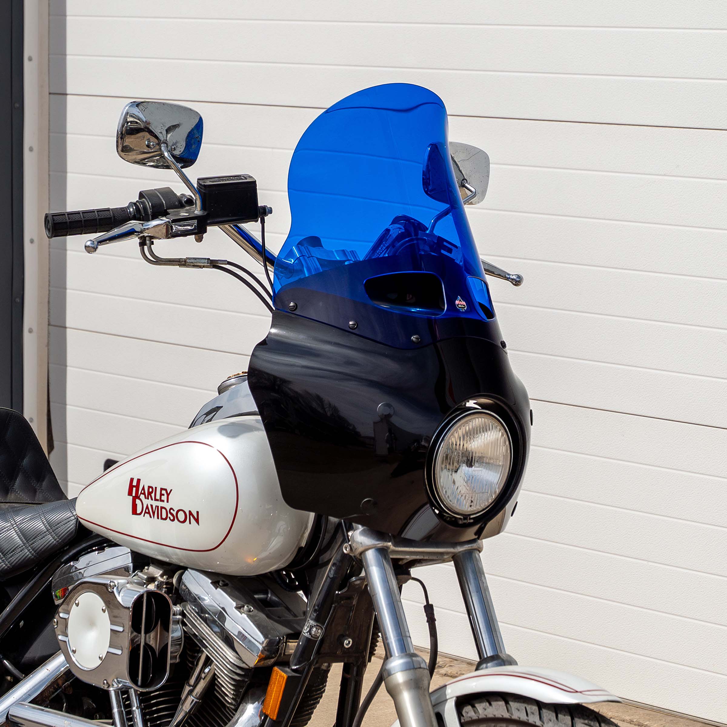 Kolor Flare® Windshield for Road Warrior™ Fairing - Image 42